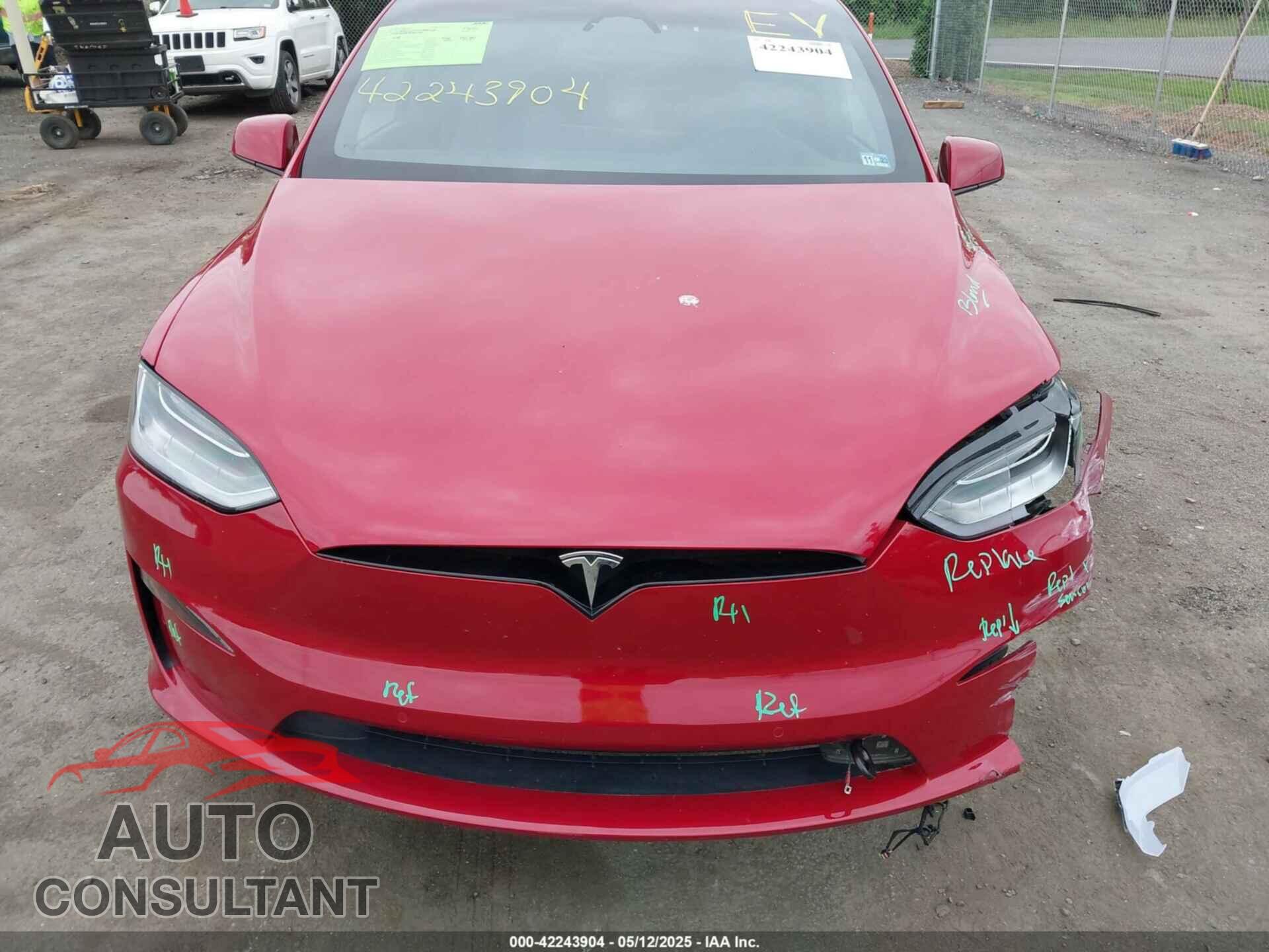 TESLA MODEL X 2023 - 7SAXCBE56PF368087