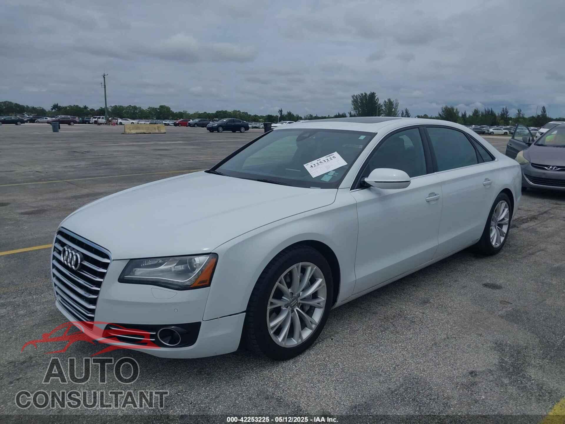 AUDI A8 L 2013 - WAURGAFDXDN012925