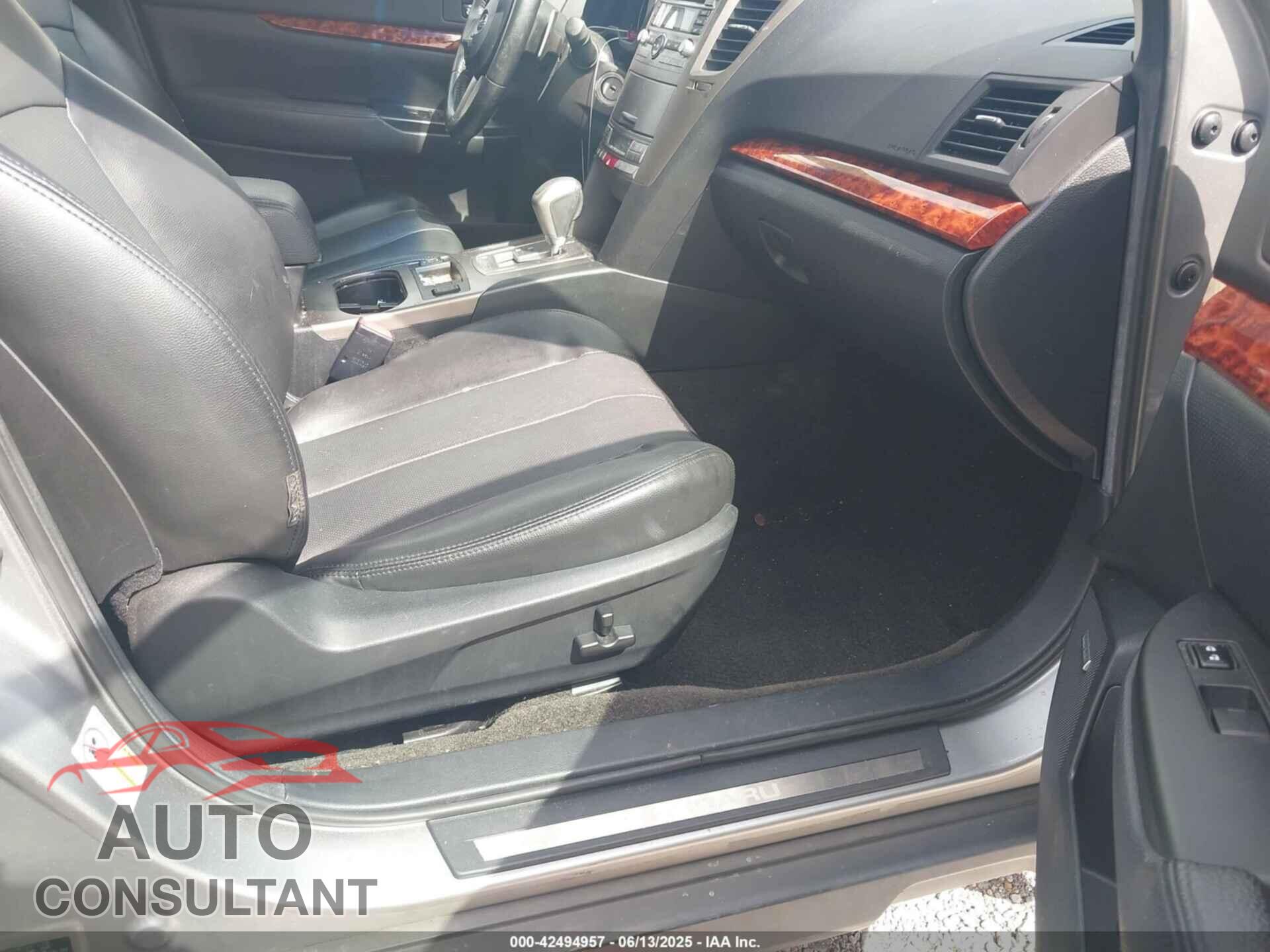 SUBARU OUTBACK 2011 - 4S4BRBKC9B3433010