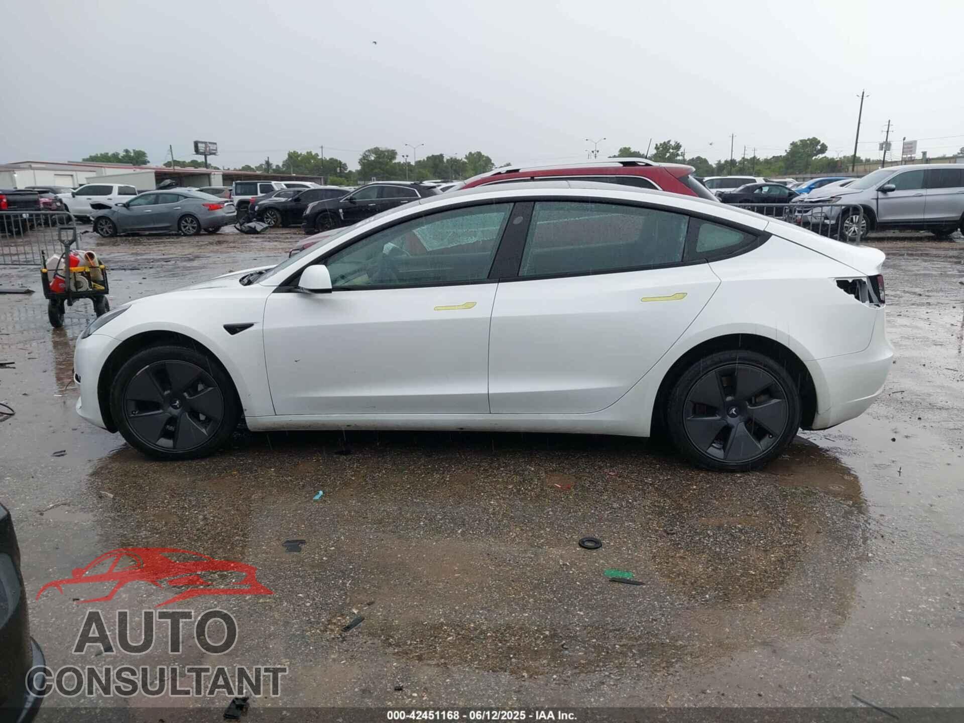 TESLA MODEL 3 2023 - 5YJ3E1EA2PF433790