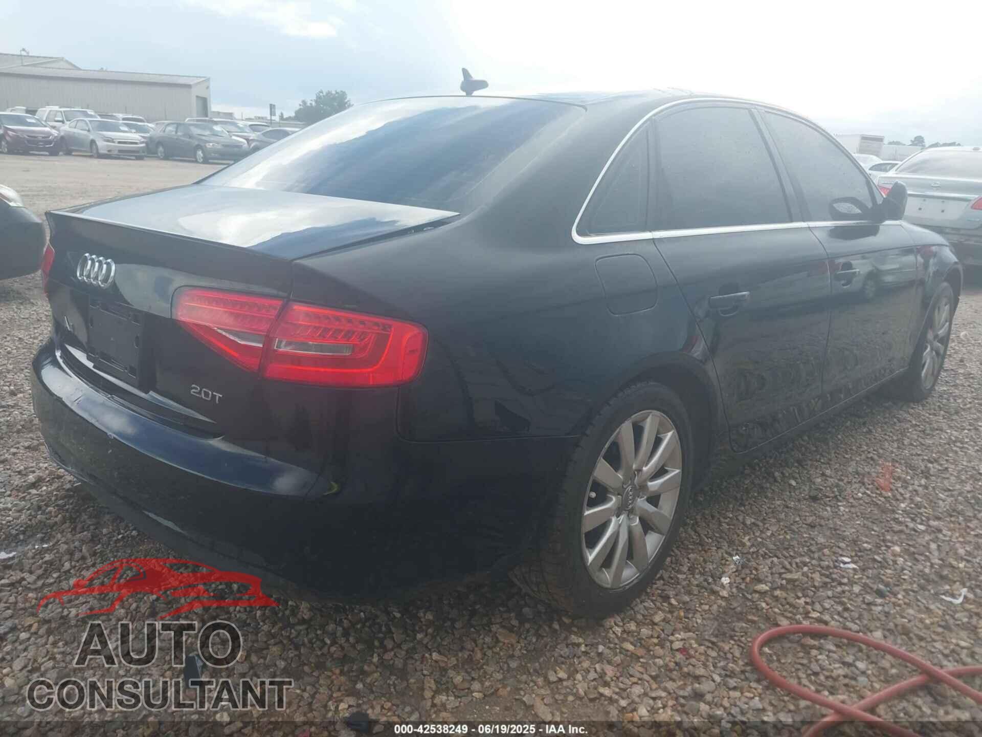 AUDI A4 2013 - WAUAFAFL1DN042032