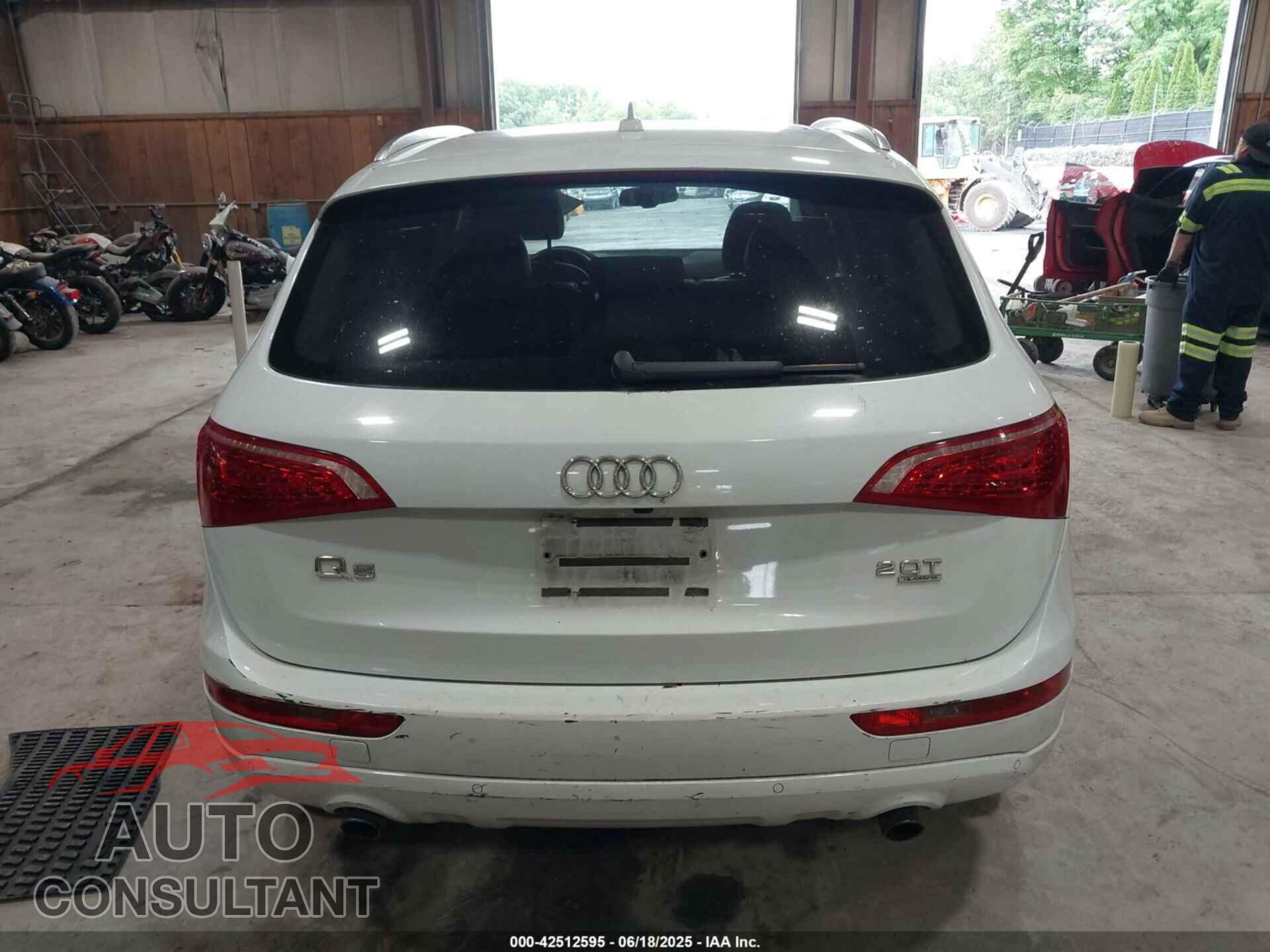 AUDI Q5 2012 - WA1LFAFPXCA107295