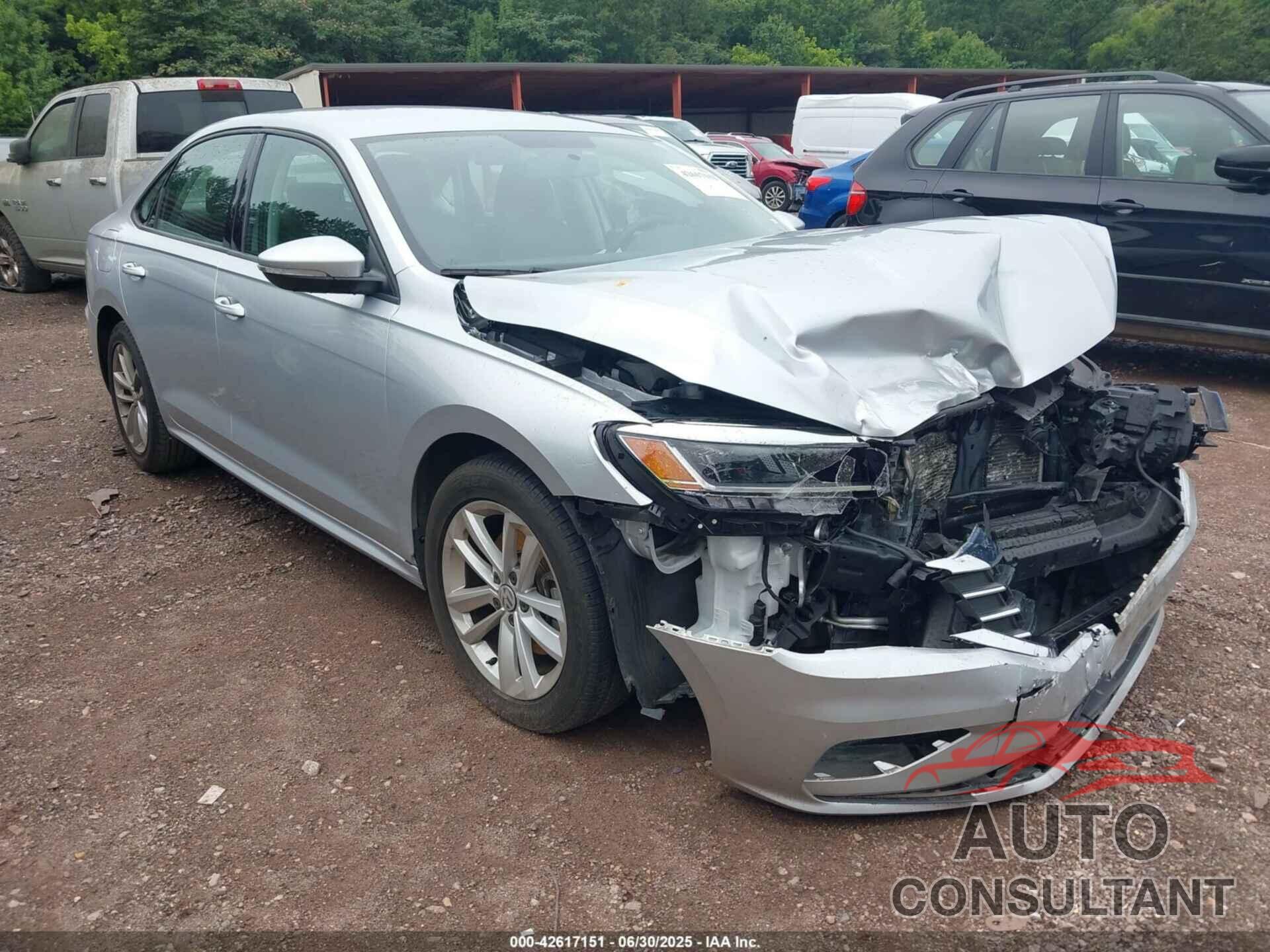 VOLKSWAGEN PASSAT 2021 - 1VWAA7A33MC004905