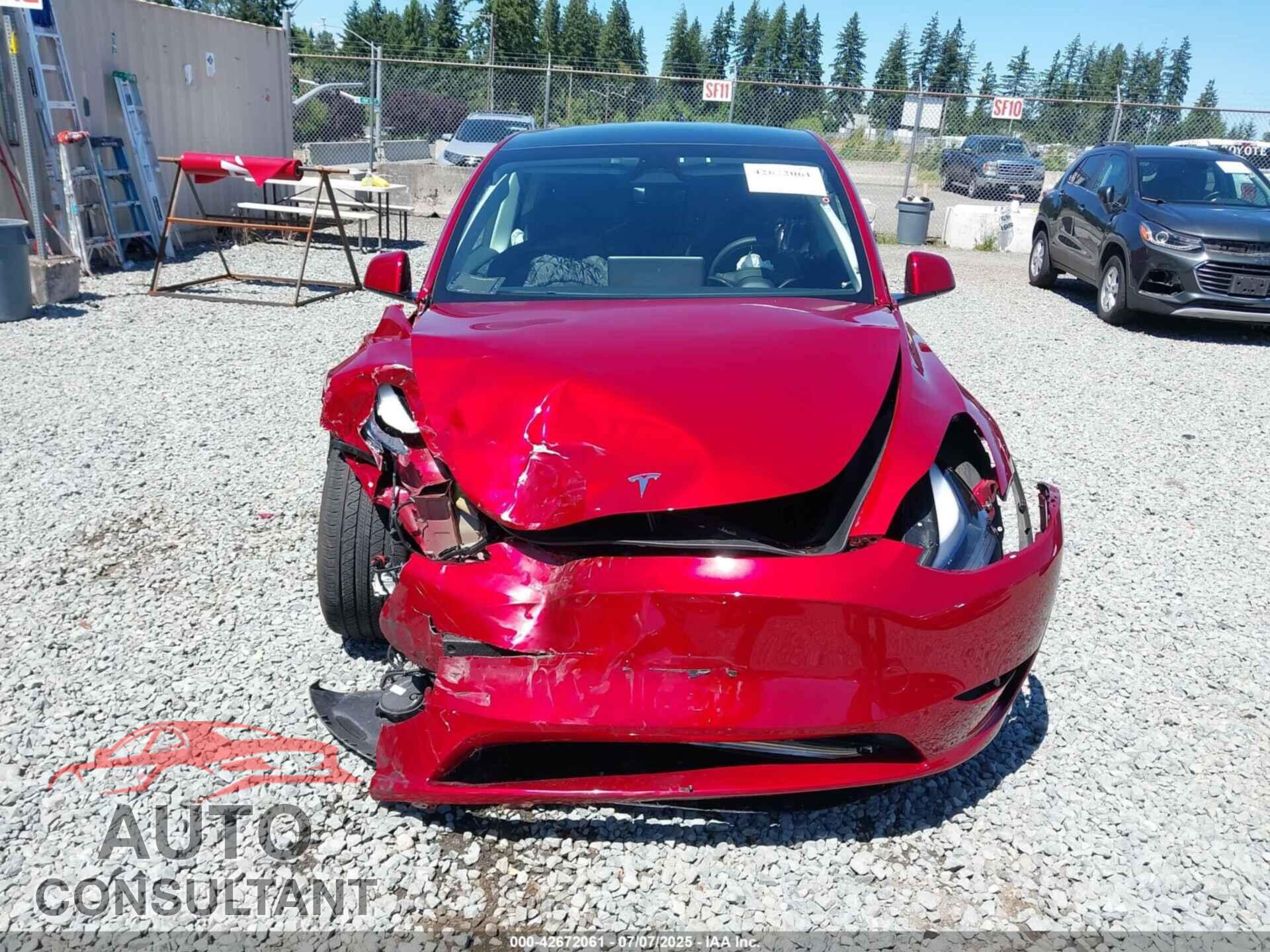 TESLA MODEL Y 2024 - 7SAYGDED5RF091074