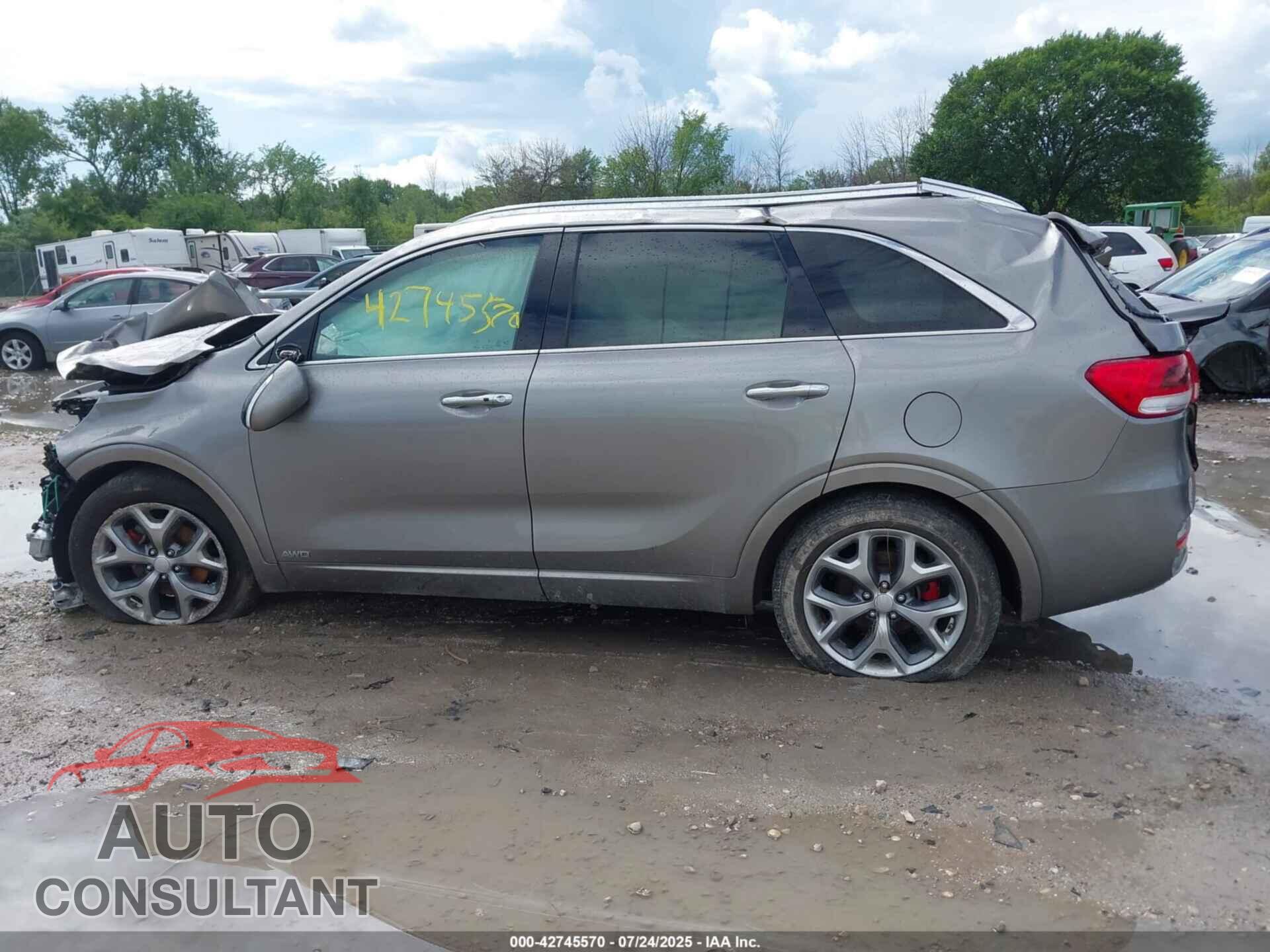 KIA SORENTO 2016 - 5XYPKDA57GG170077