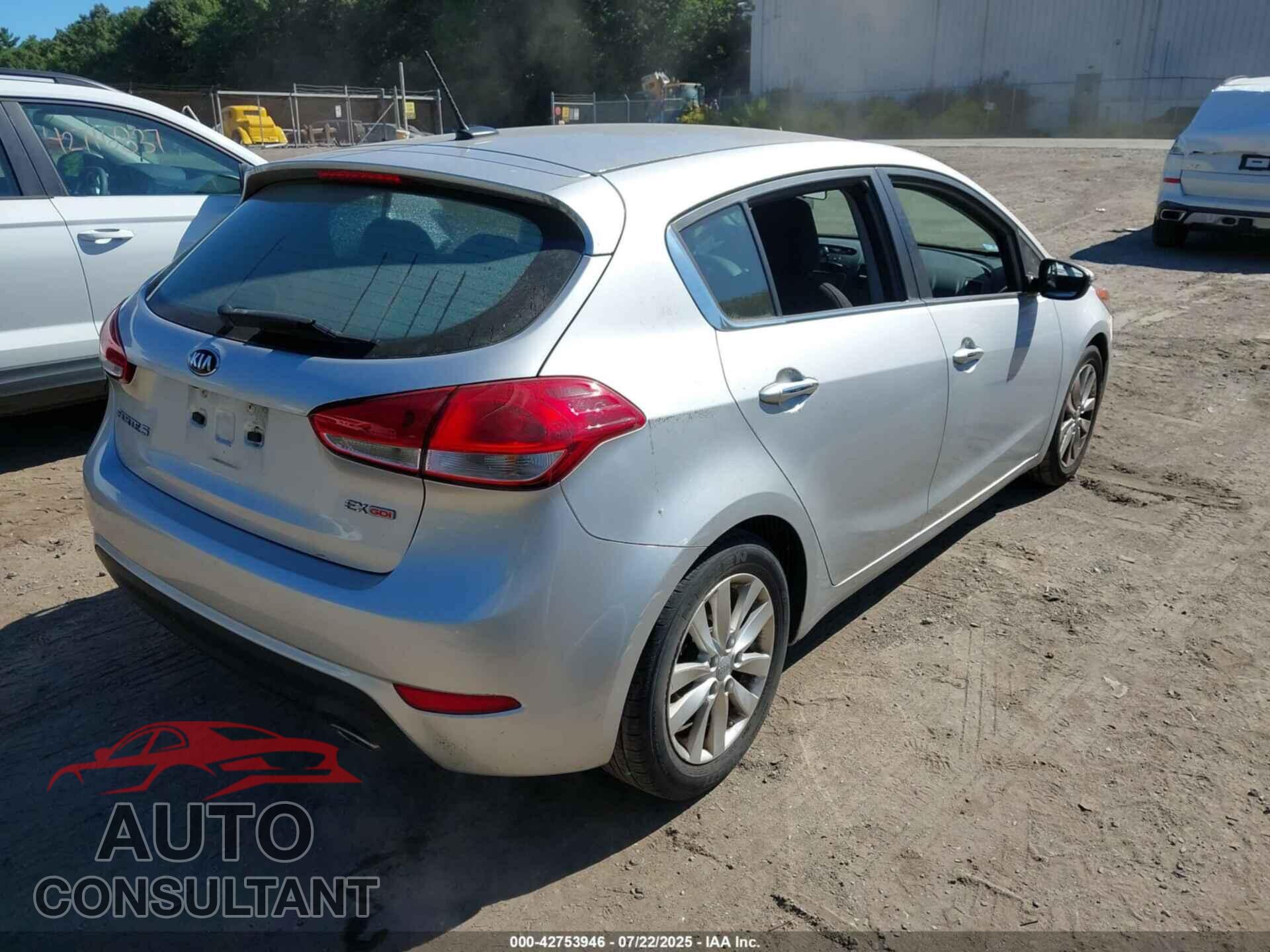 KIA FORTE 2015 - KNAFX5A82F5318315