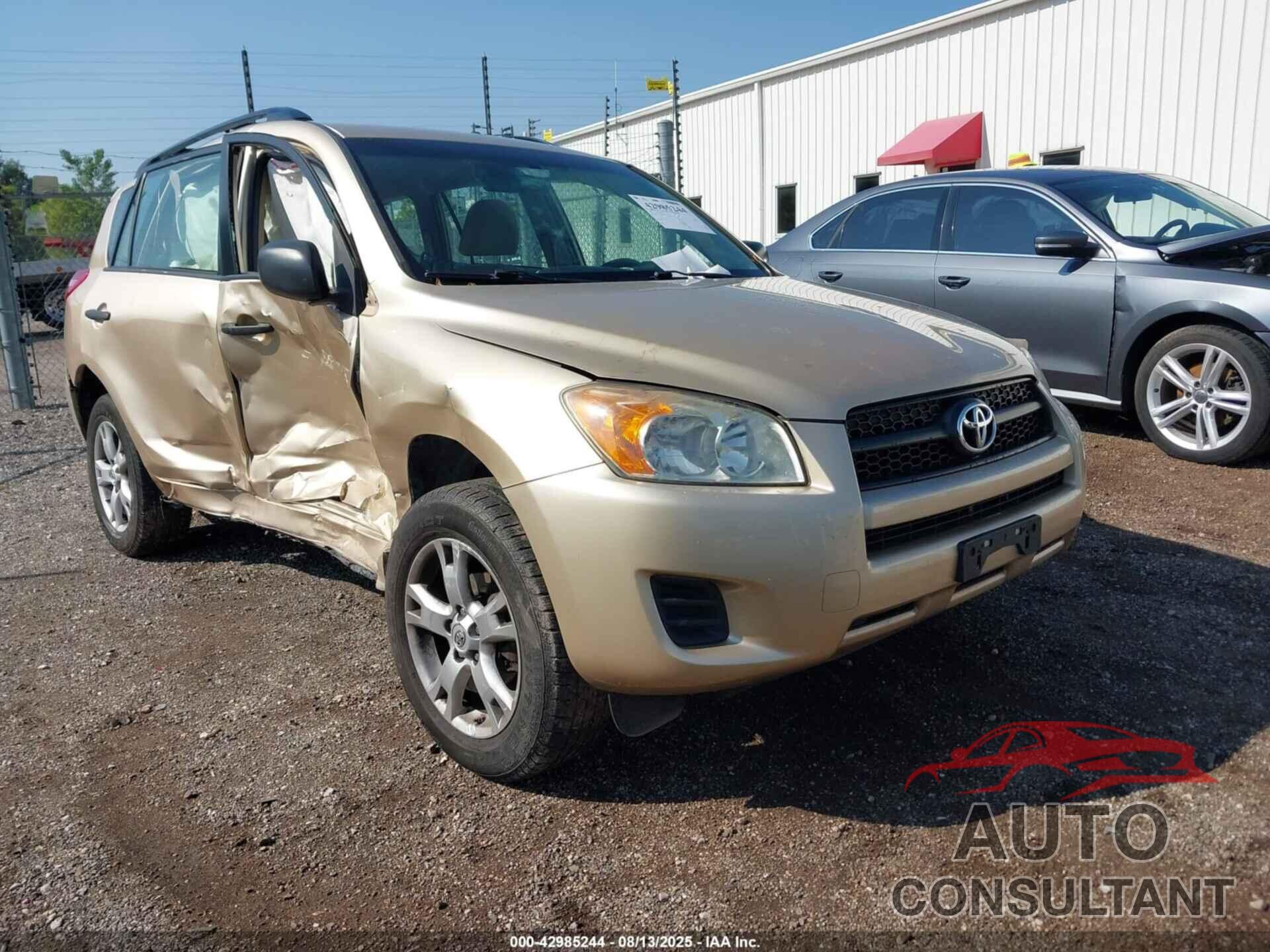 TOYOTA RAV4 2009 - JTMBF33V495003242