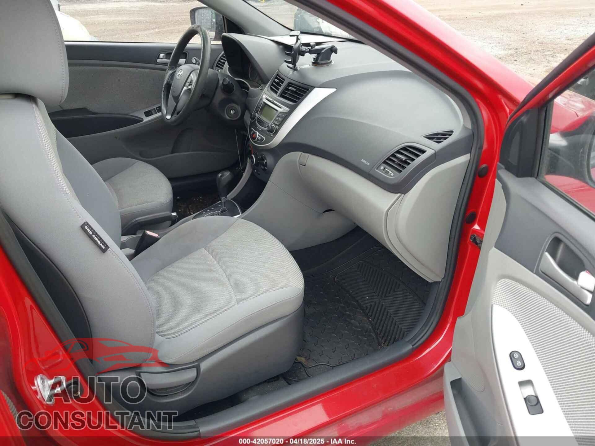 HYUNDAI ACCENT 2012 - KMHCT5AE8CU026706