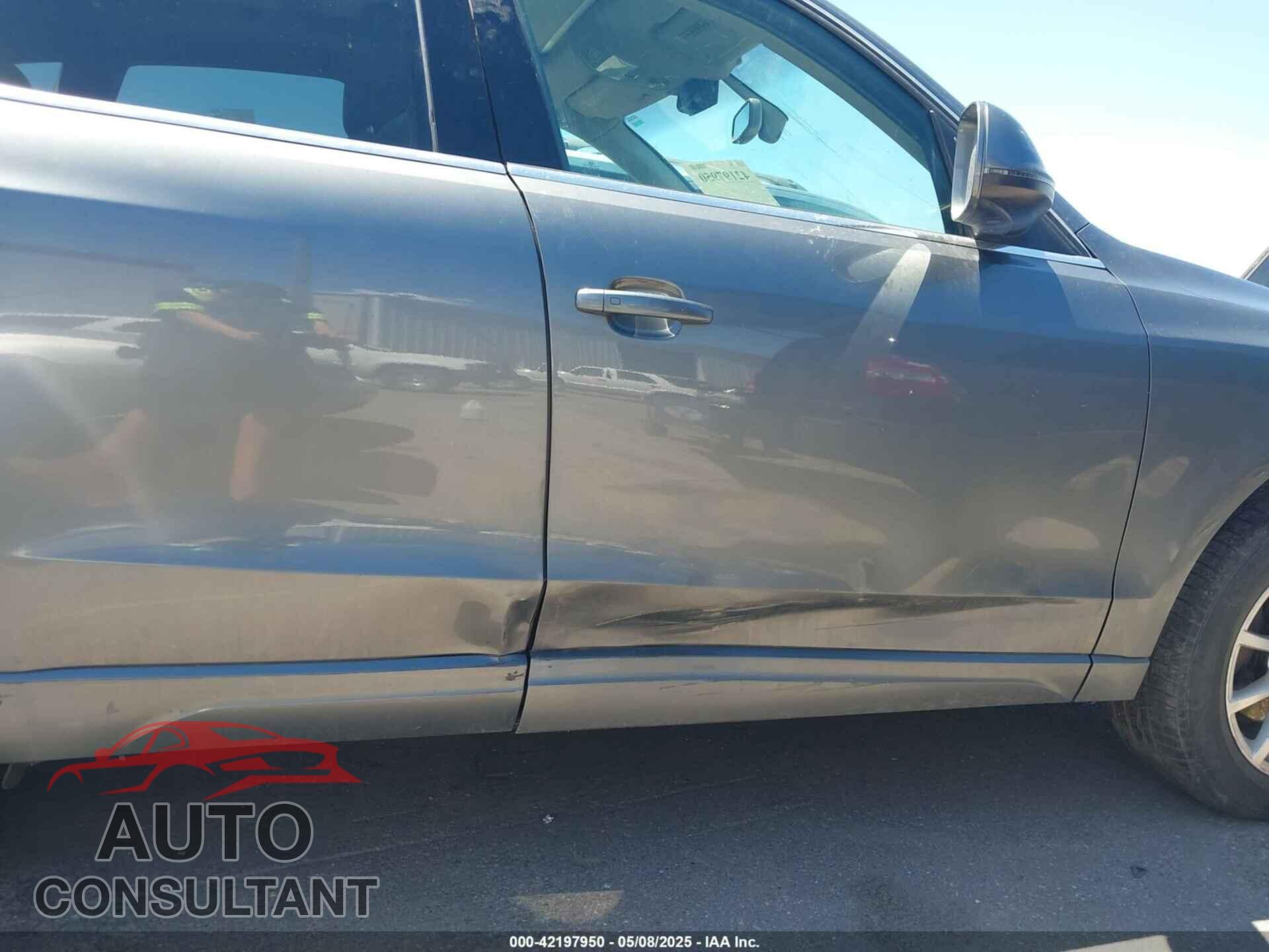 AUDI Q5 2012 - WA1LFAFP3CA045691