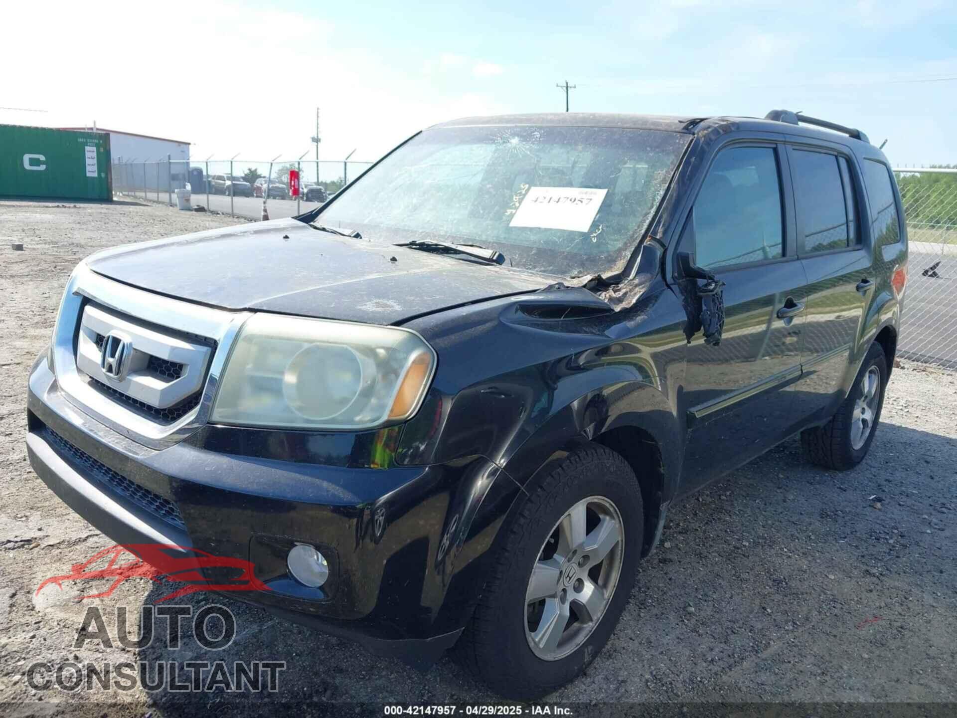 HONDA PILOT 2011 - 5FNYF4H52BB005794