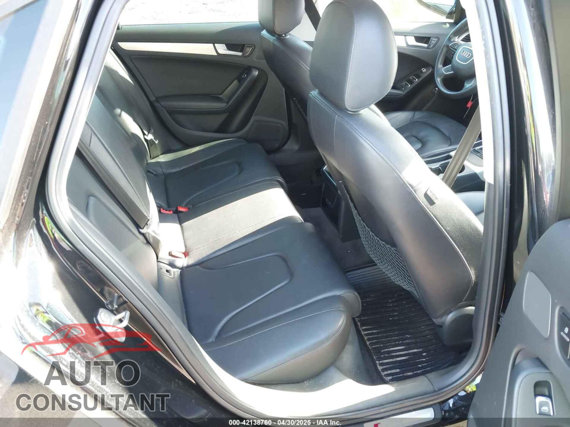 AUDI A4 2014 - WAUDFAFL8EN019698