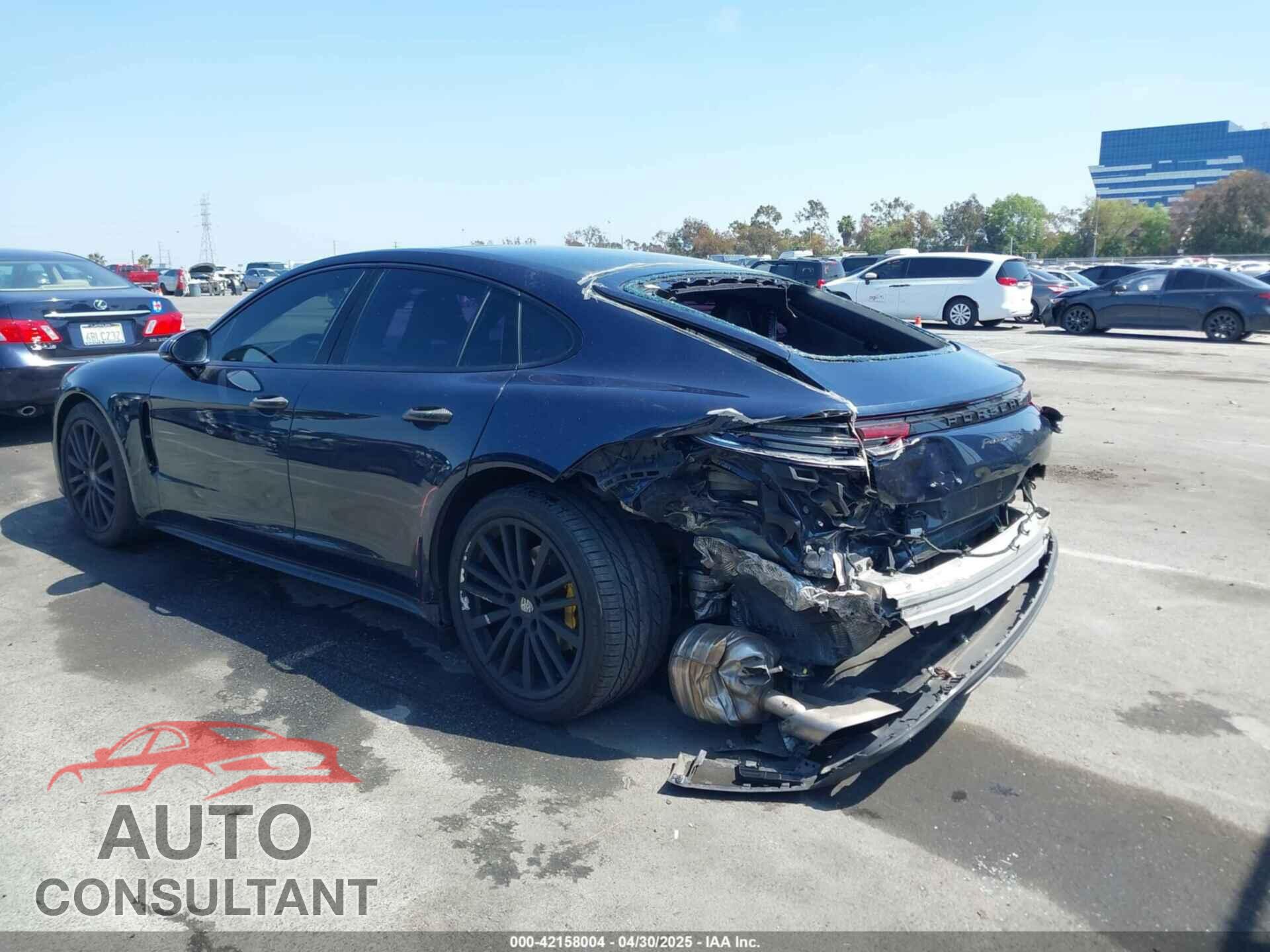 PORSCHE PANAMERA 2018 - WP0AA2A74JL109361