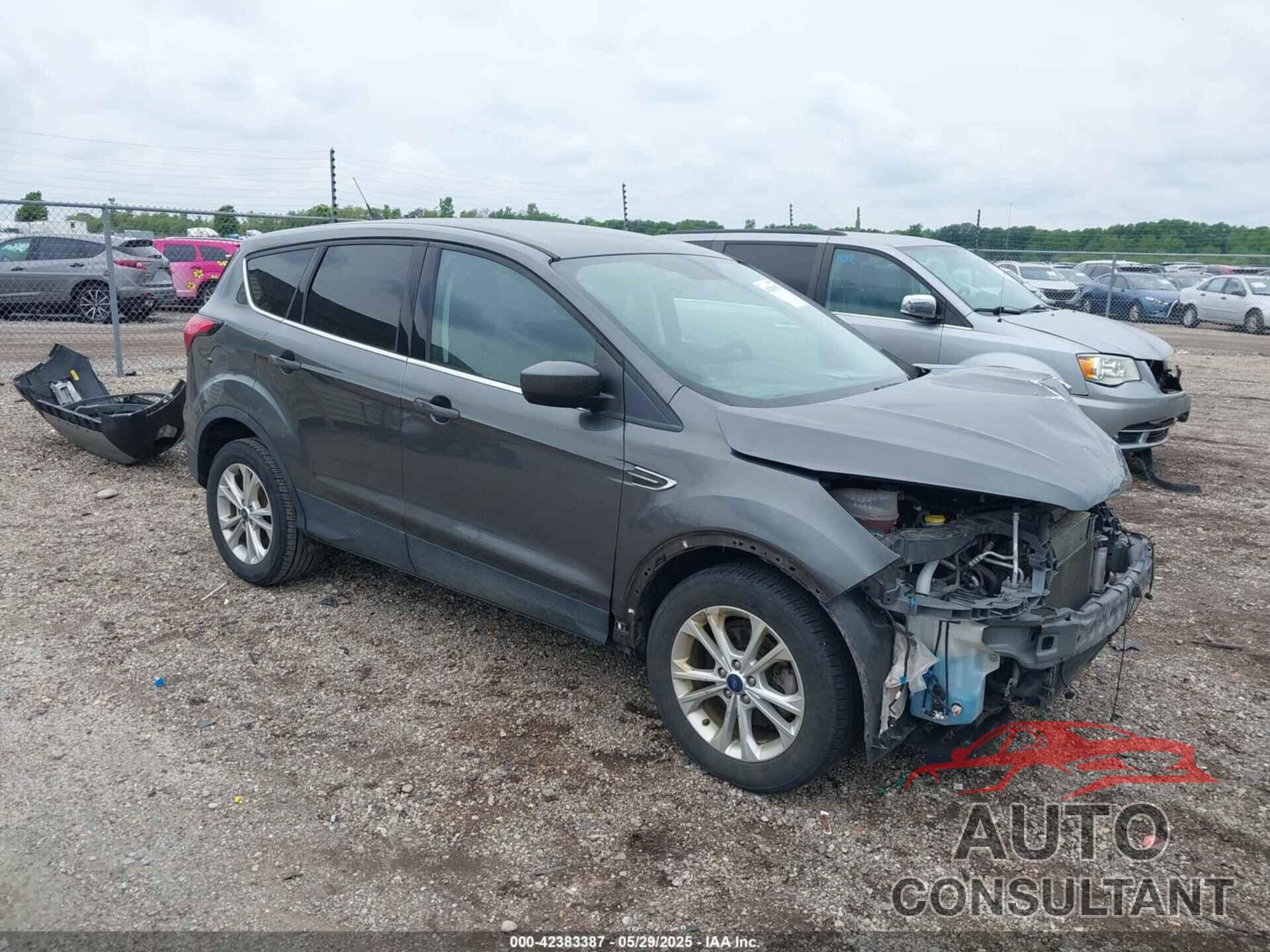 FORD ESCAPE 2019 - 1FMCU0GD4KUA92490