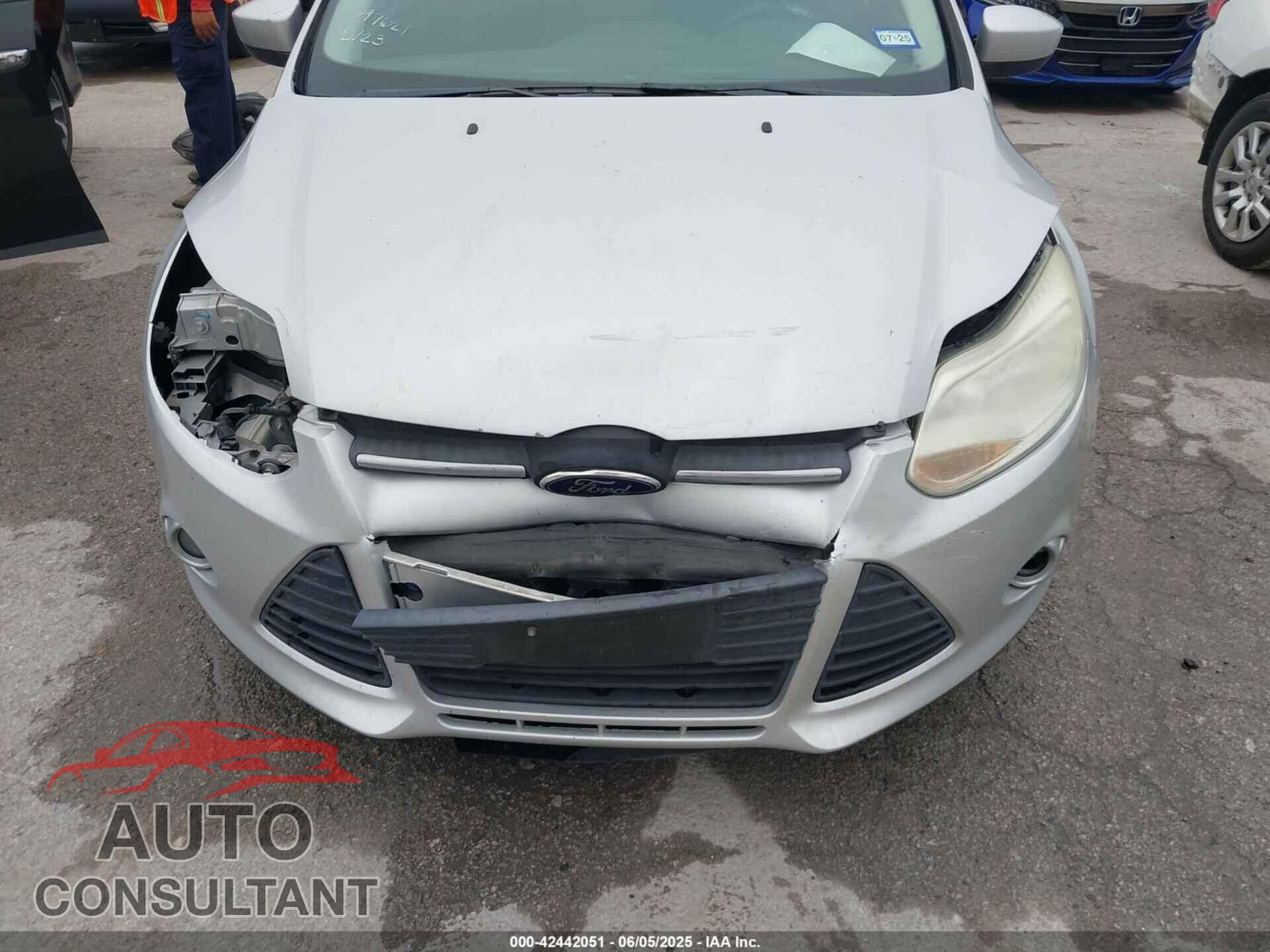 FORD FOCUS 2012 - 1FAHP3F25CL422055