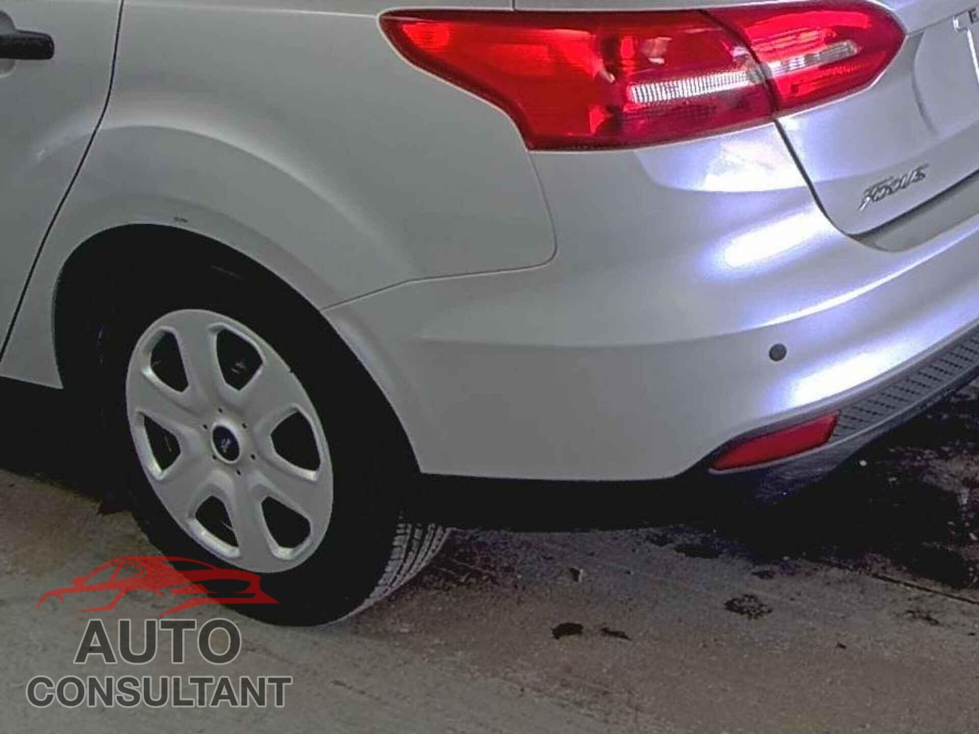 FORD FOCUS 2016 - 1FADP3E23GL366283