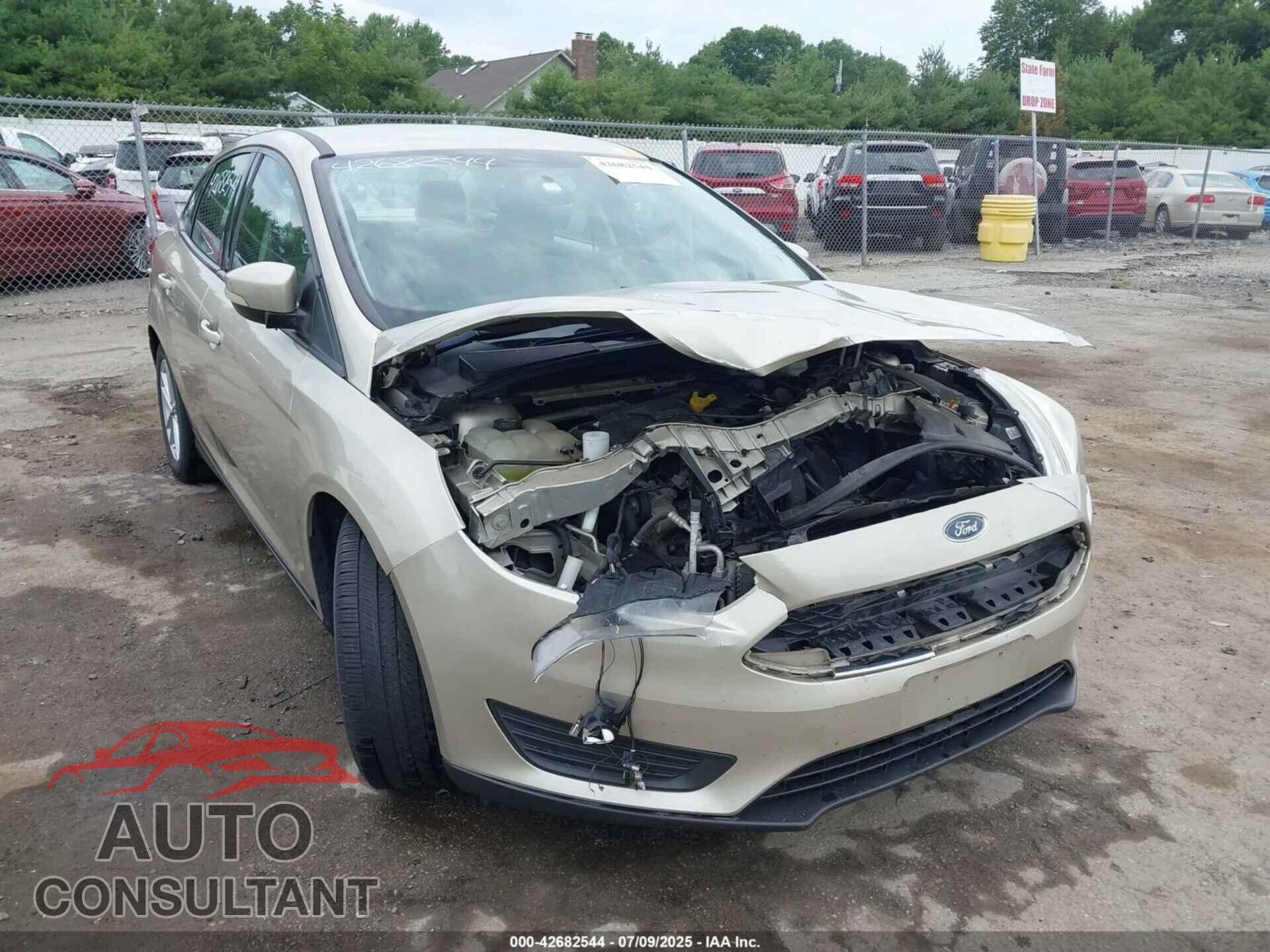 FORD FOCUS 2017 - 1FADP3F20HL252855