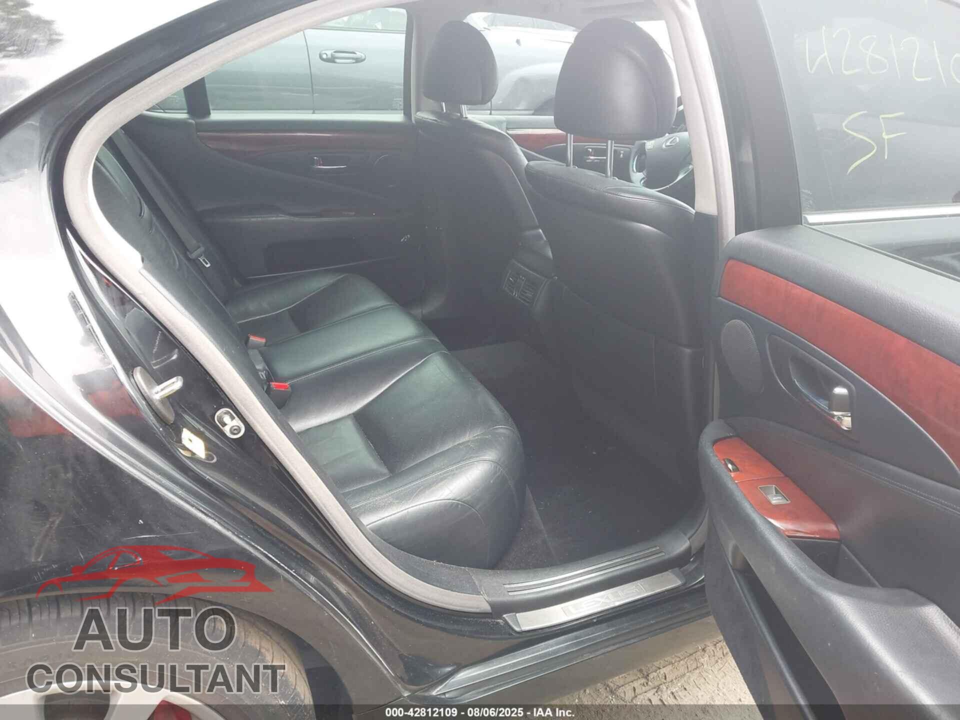 LEXUS LS 460 2011 - JTHCL5EF1B5009552