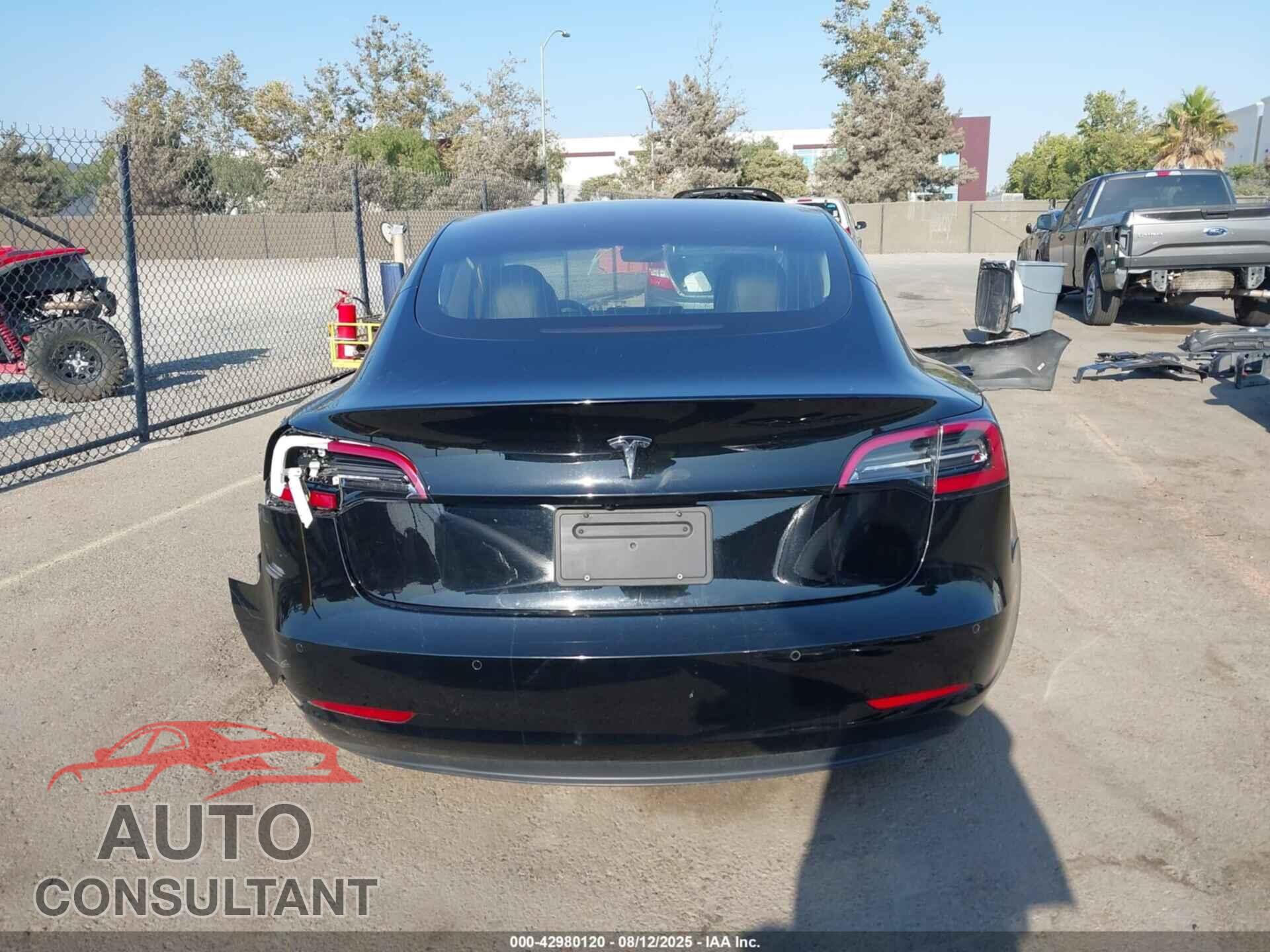 TESLA MODEL 3 2018 - 5YJ3E1EAXJF171914