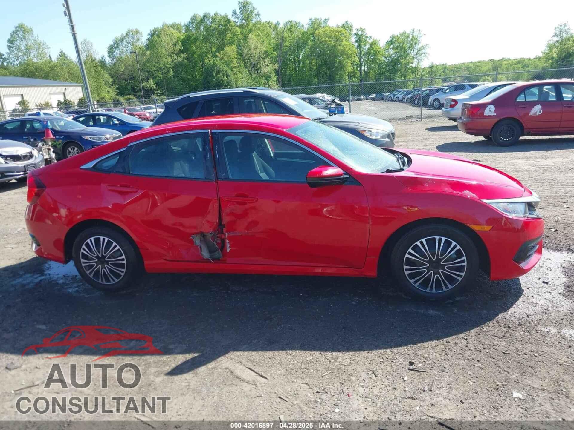 HONDA CIVIC 2017 - 2HGFC2F54HH526575