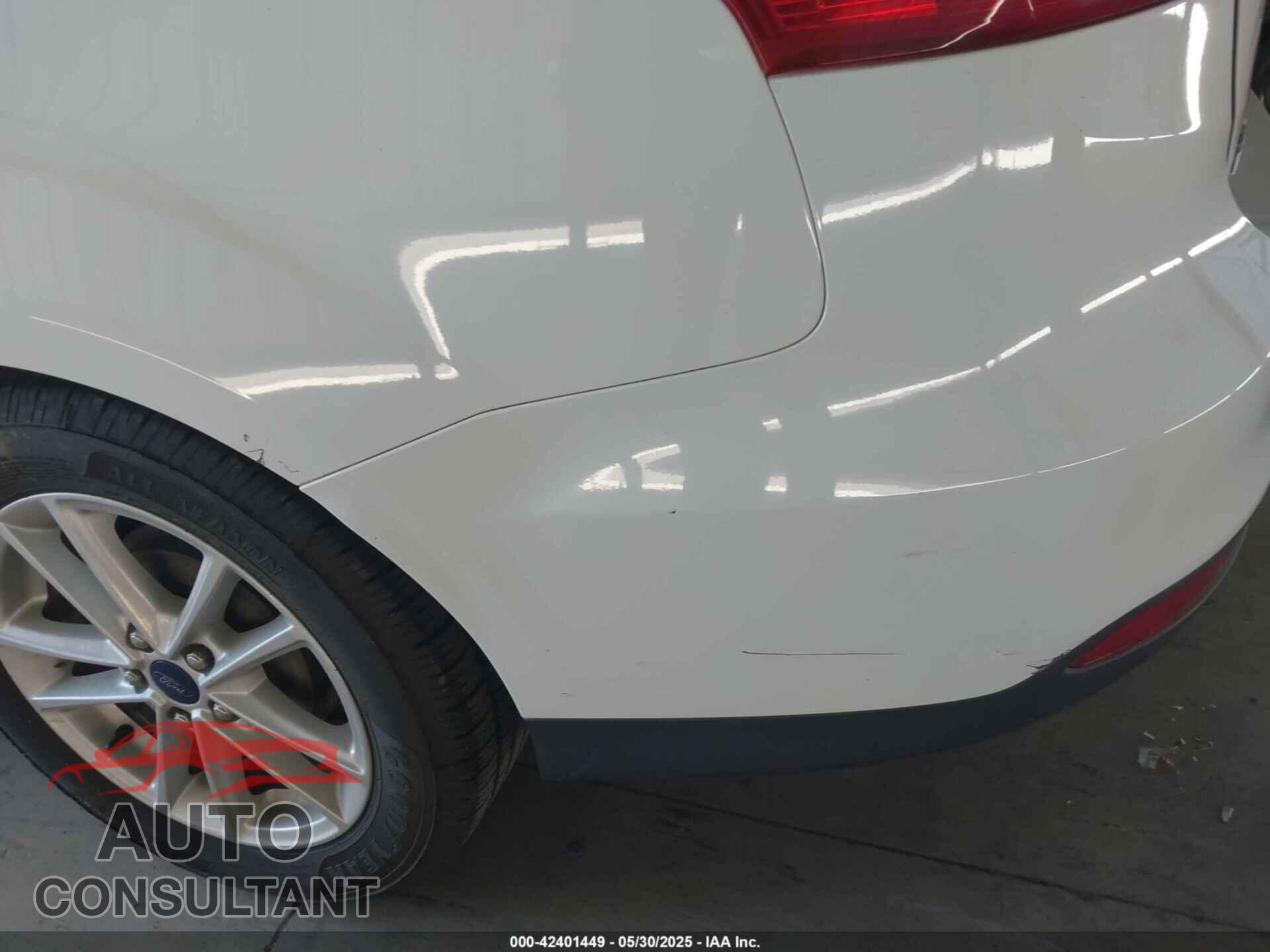 FORD FOCUS 2016 - 1FADP3F23GL272046