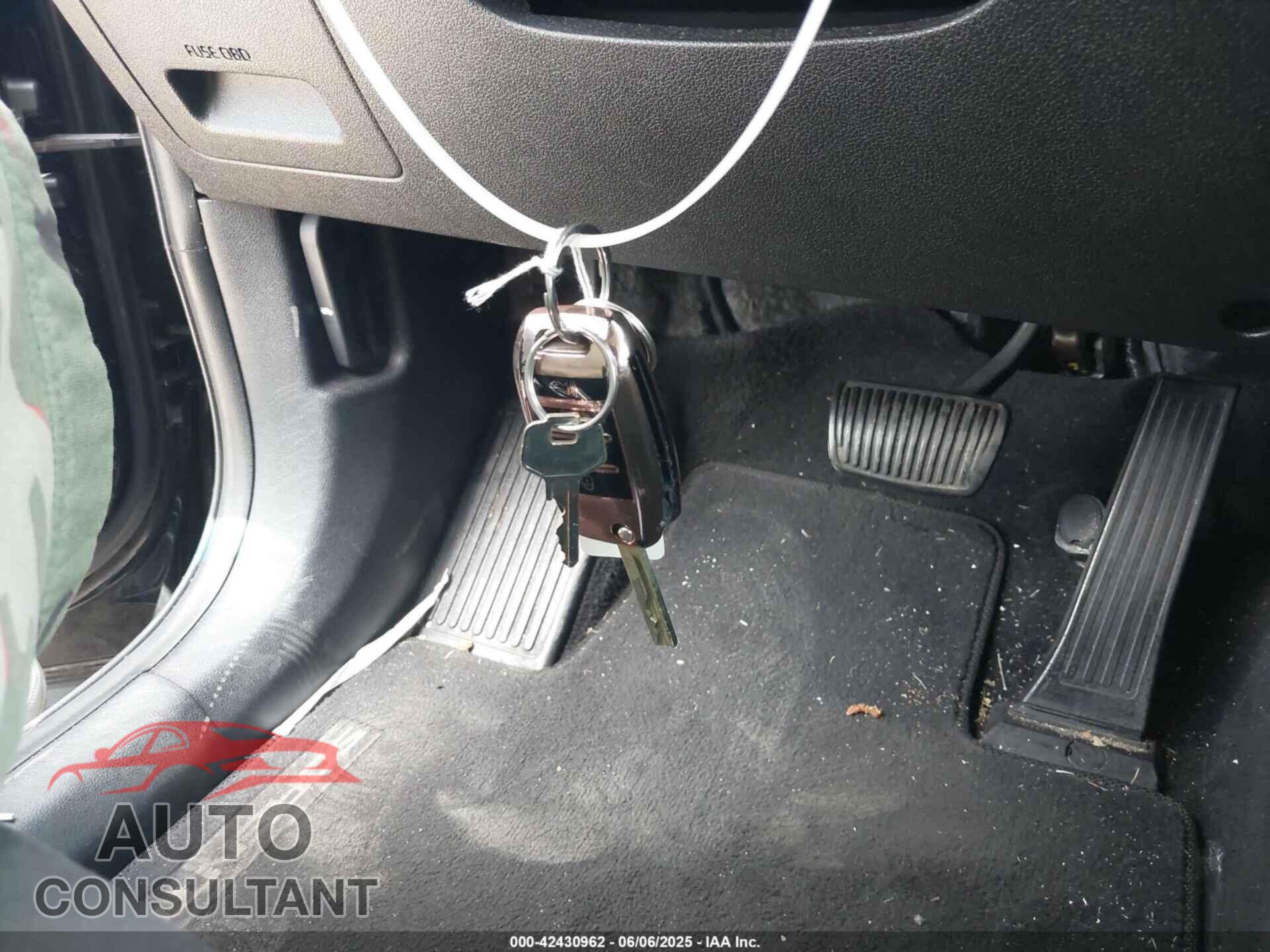 KIA SORENTO 2016 - 5XYPG4A55GG137614