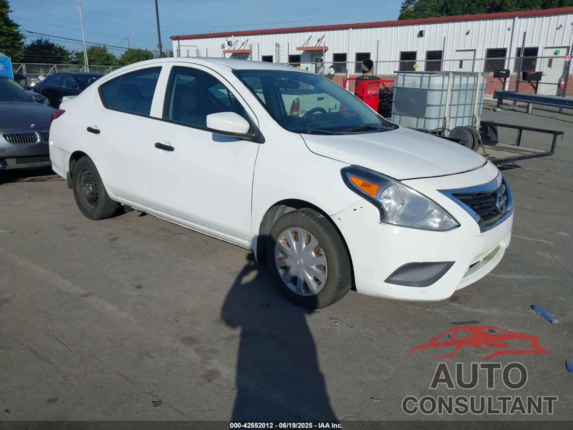 NISSAN VERSA 2018 - 3N1CN7AP2JL808053