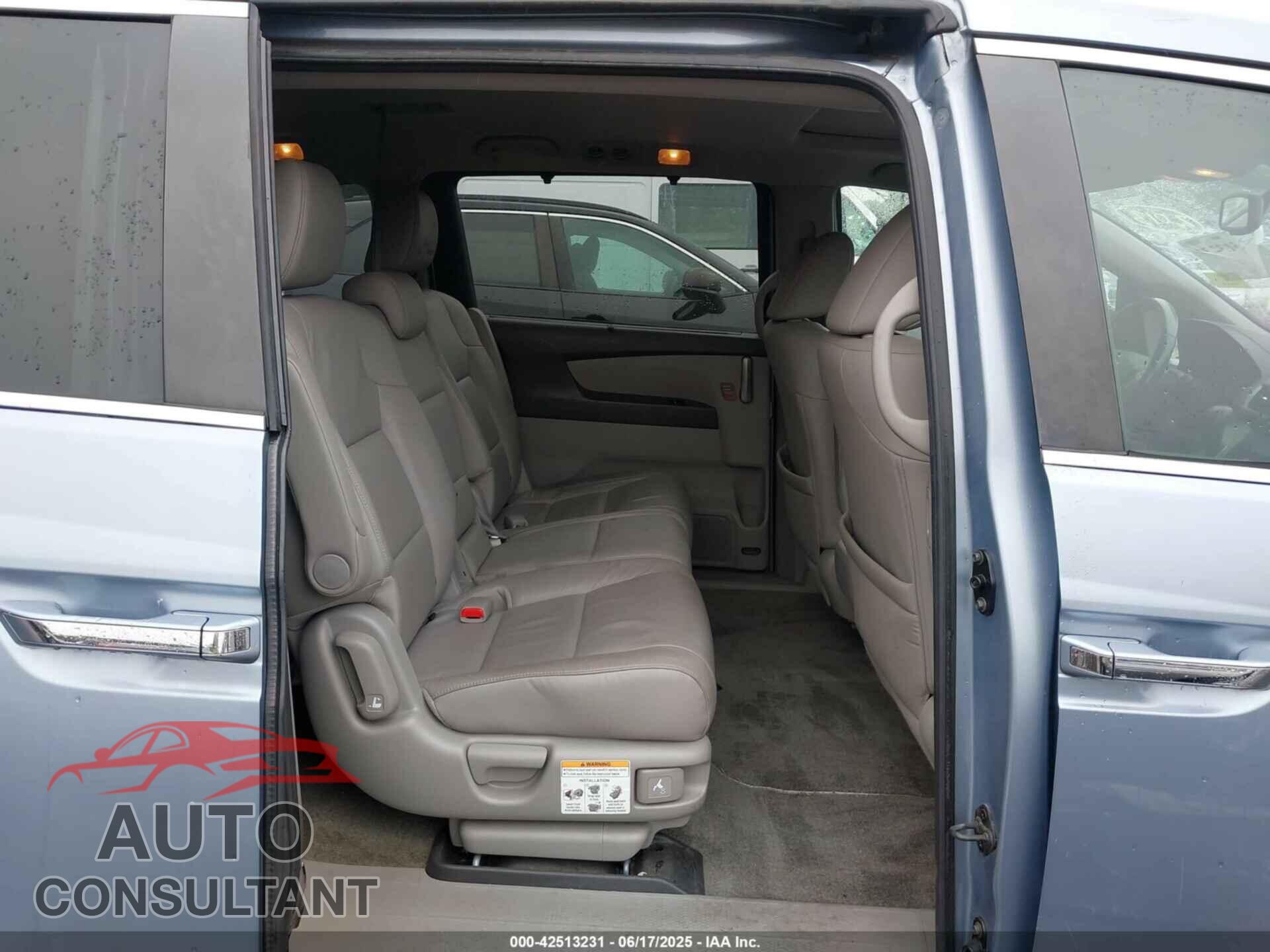 HONDA ODYSSEY 2013 - 5FNRL5H60DB036041