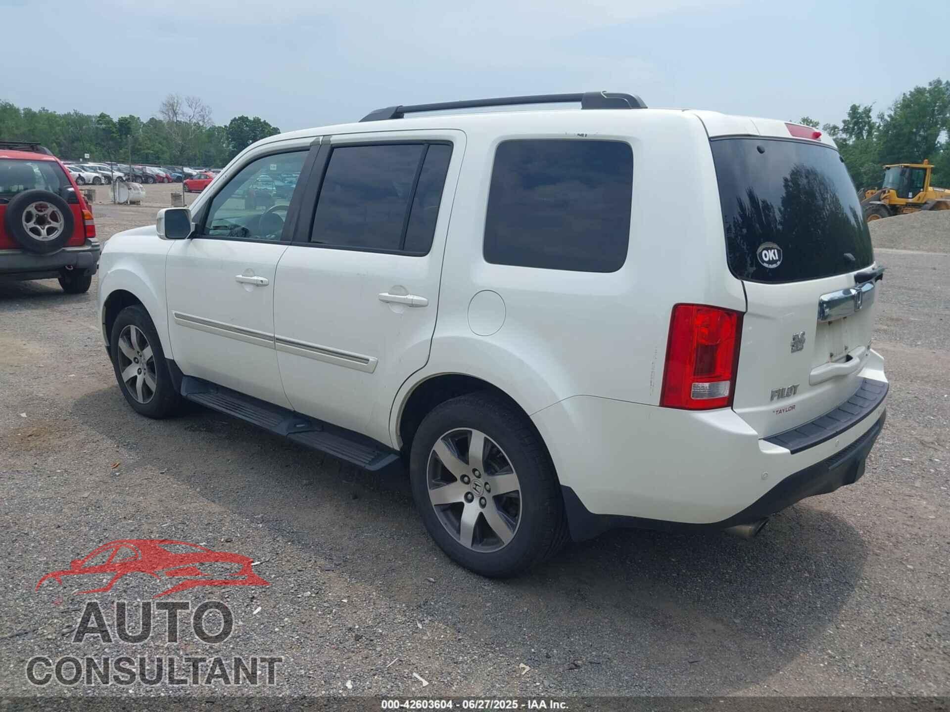 HONDA PILOT 2013 - 5FNYF4H98DB020001
