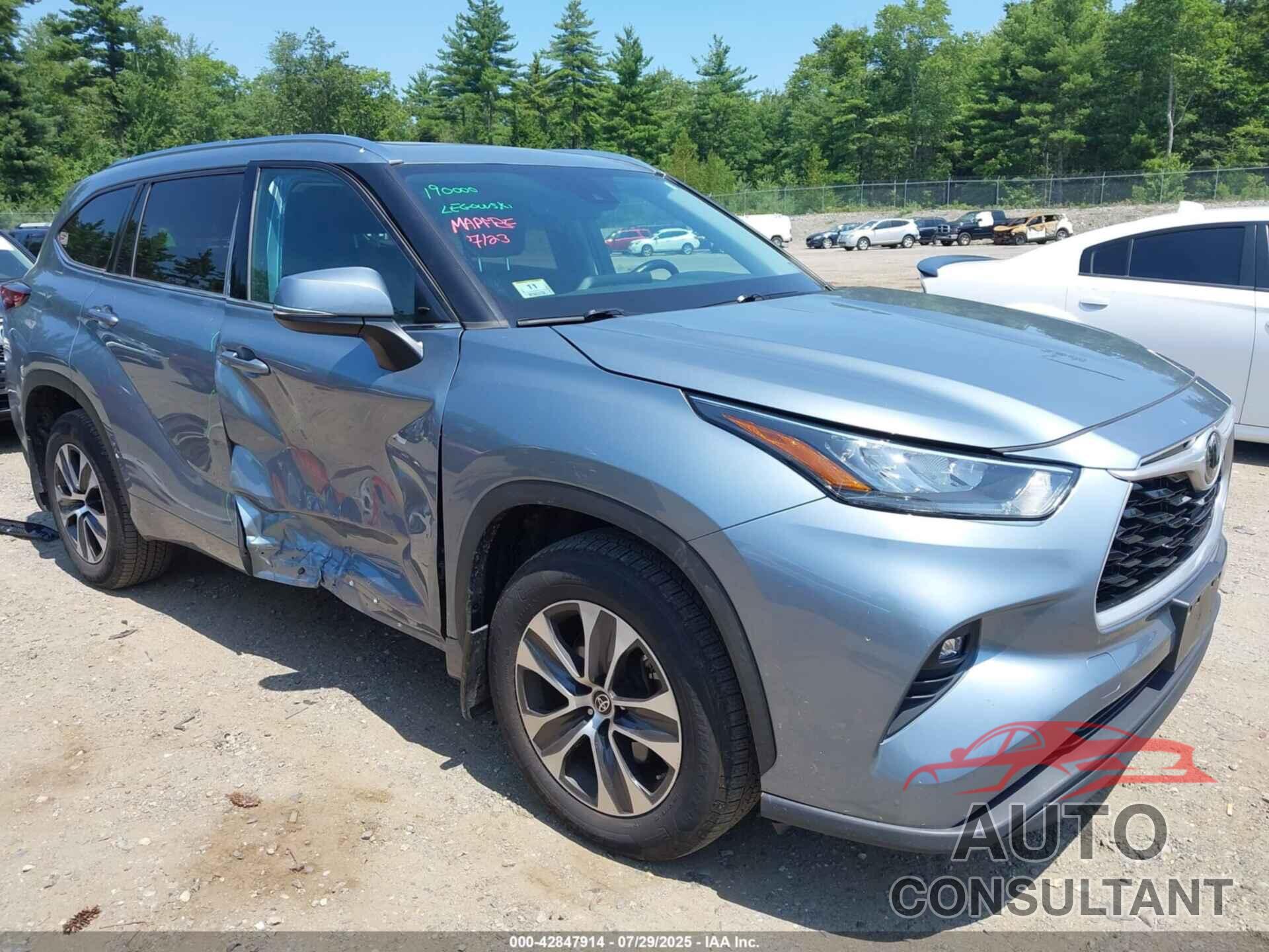 TOYOTA HIGHLANDER 2020 - 5TDGZRBH2LS028136