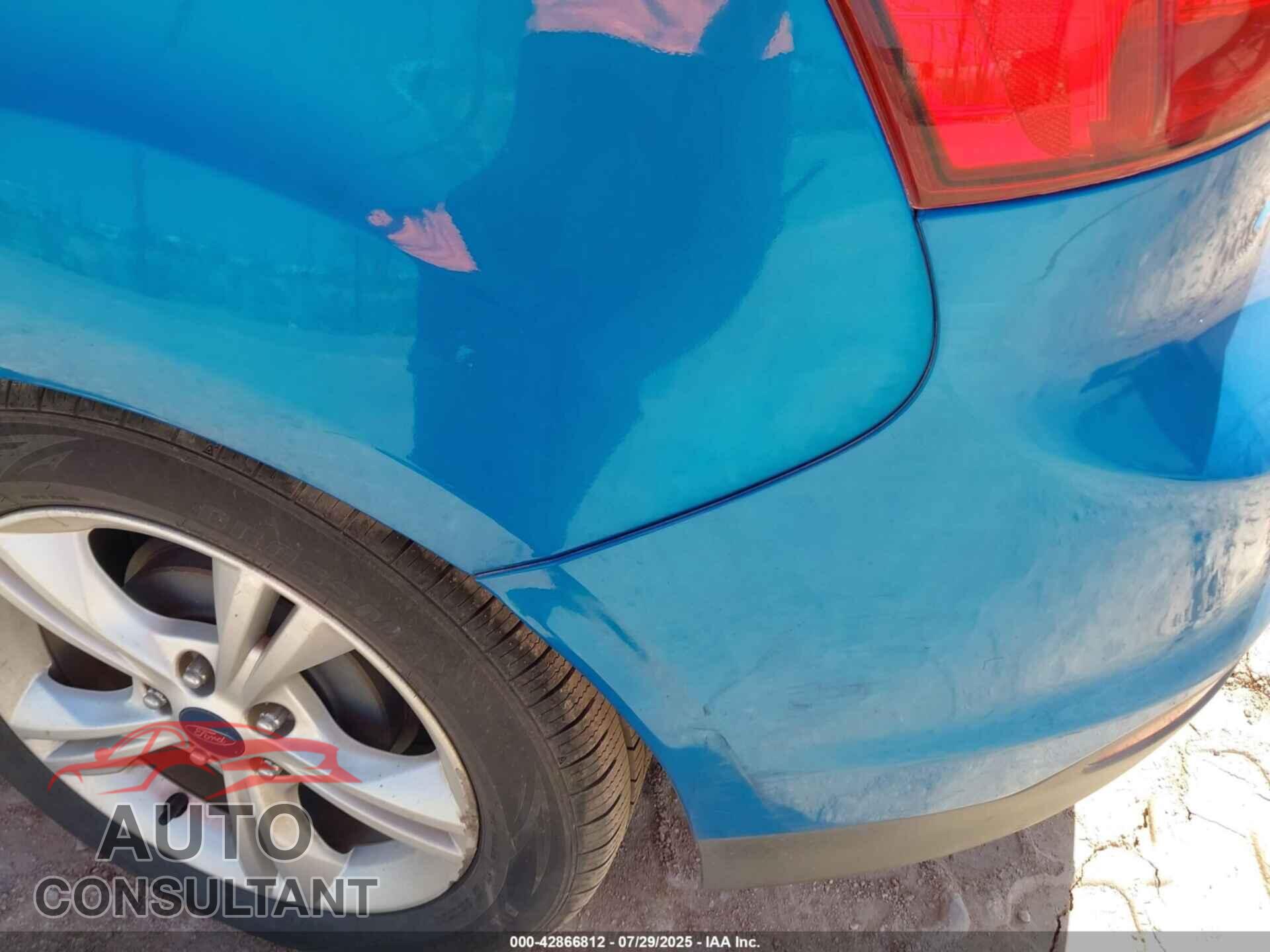 FORD FOCUS 2014 - 1FADP3K26EL185633