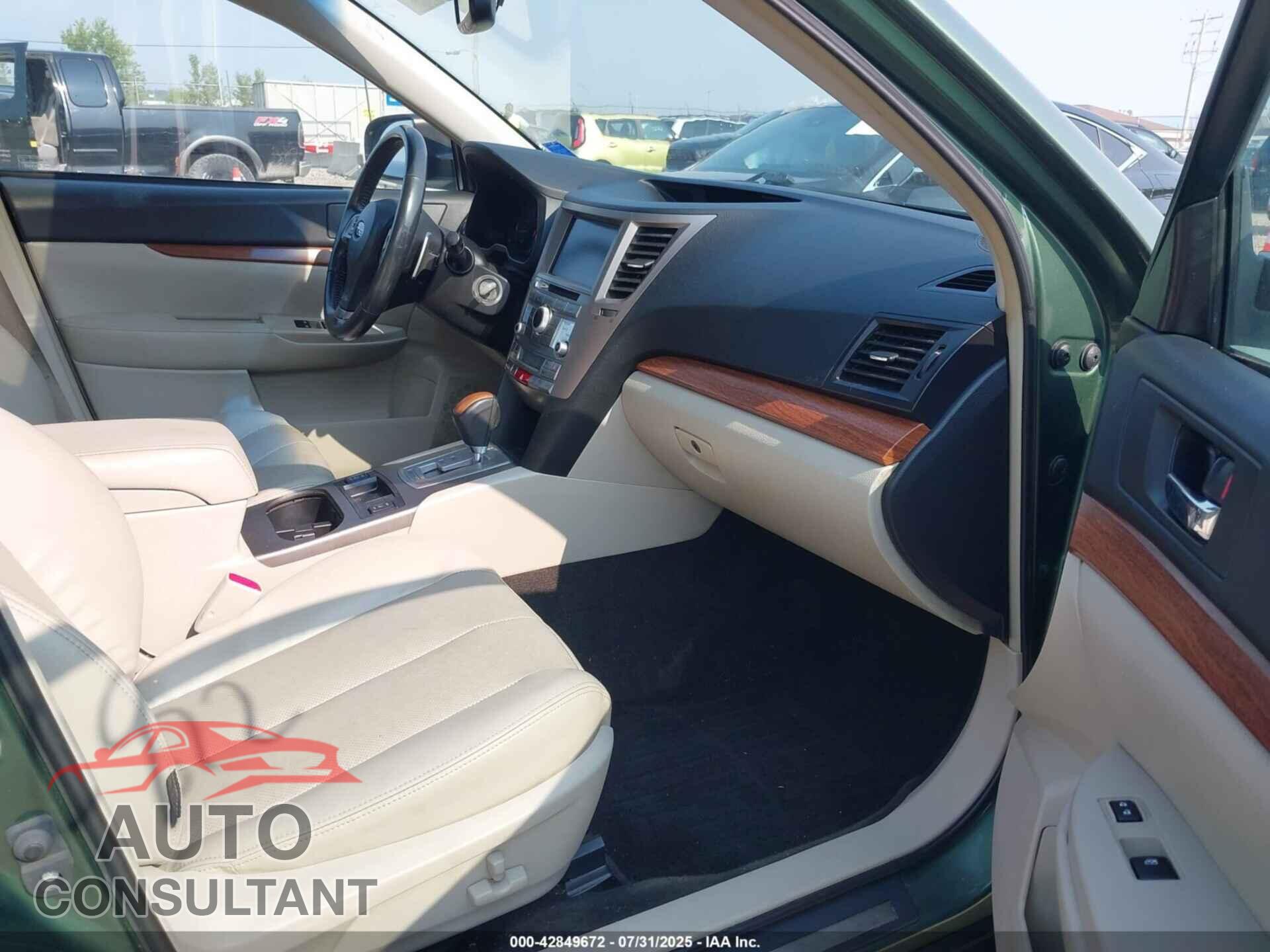 SUBARU OUTBACK 2013 - 4S4BRBLC8D3204478