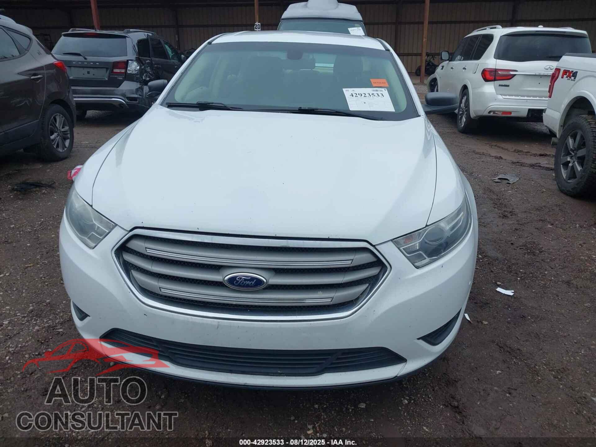 FORD TAURUS 2015 - 1FAHP2D84FG160026
