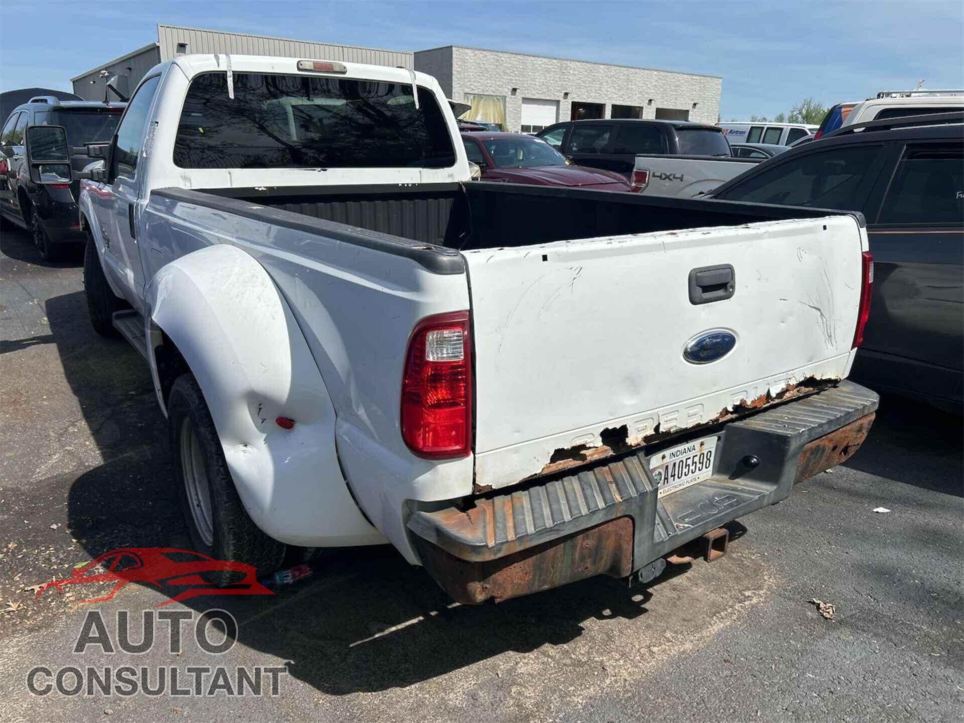 FORD F350 2011 - 1FTRF3CT4BEB97032
