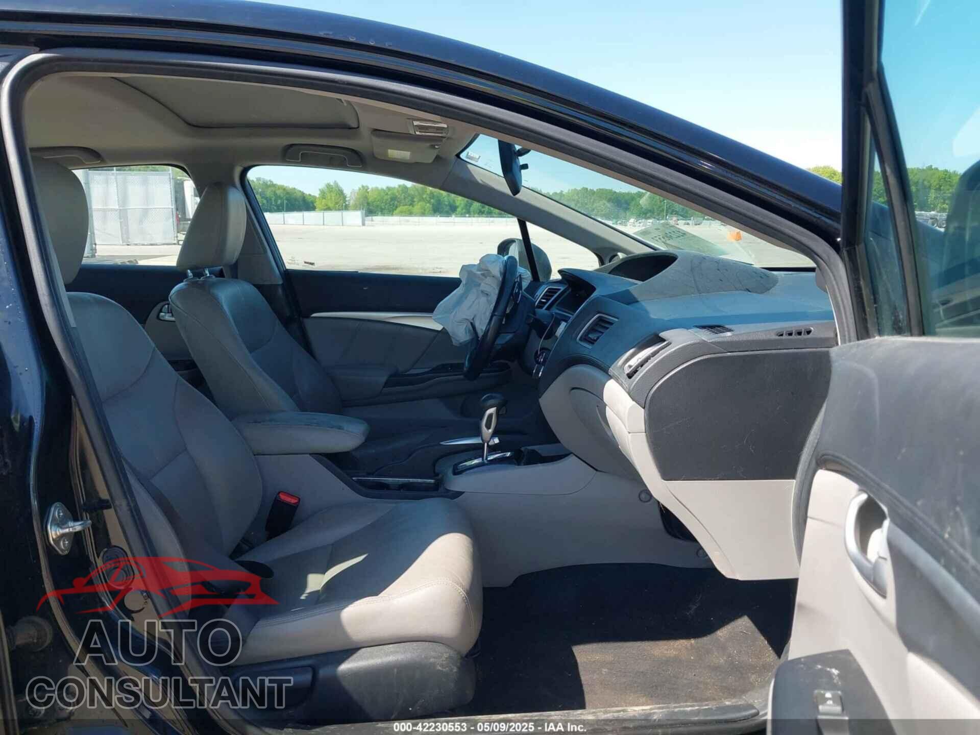 HONDA CIVIC 2013 - 19XFB2F94DE075867