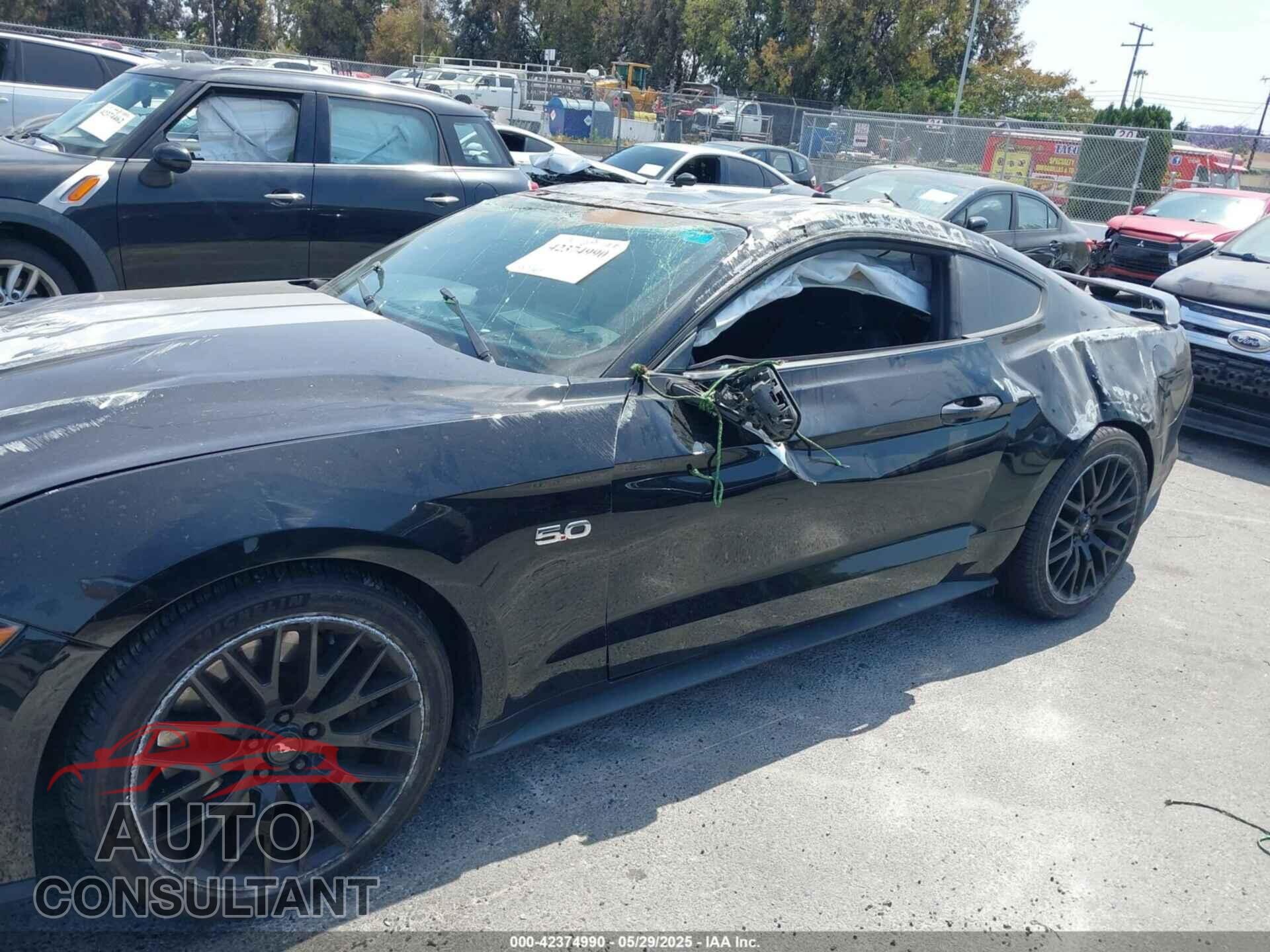 FORD MUSTANG 2019 - 1FA6P8CF5K5123387