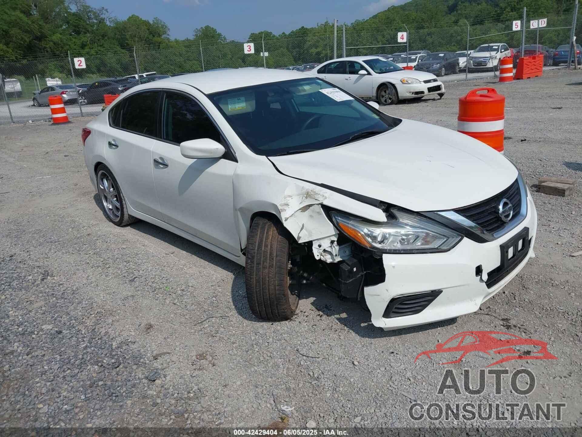 NISSAN ALTIMA 2017 - 1N4AL3AP5HC231372