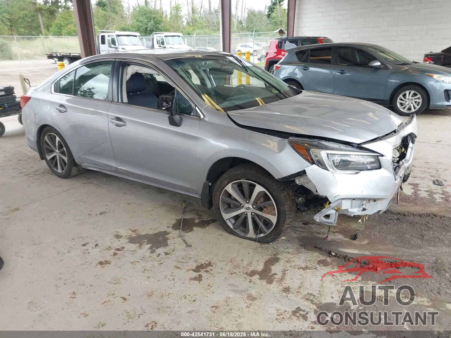 SUBARU LEGACY 2018 - 4S3BNEN61J3044819