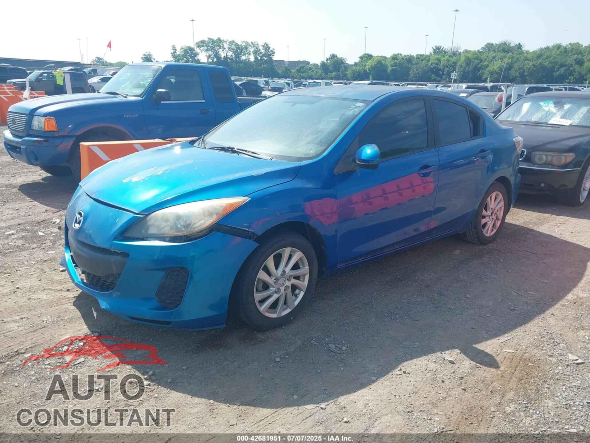 MAZDA MAZDA3 2012 - JM1BL1V76C1680397