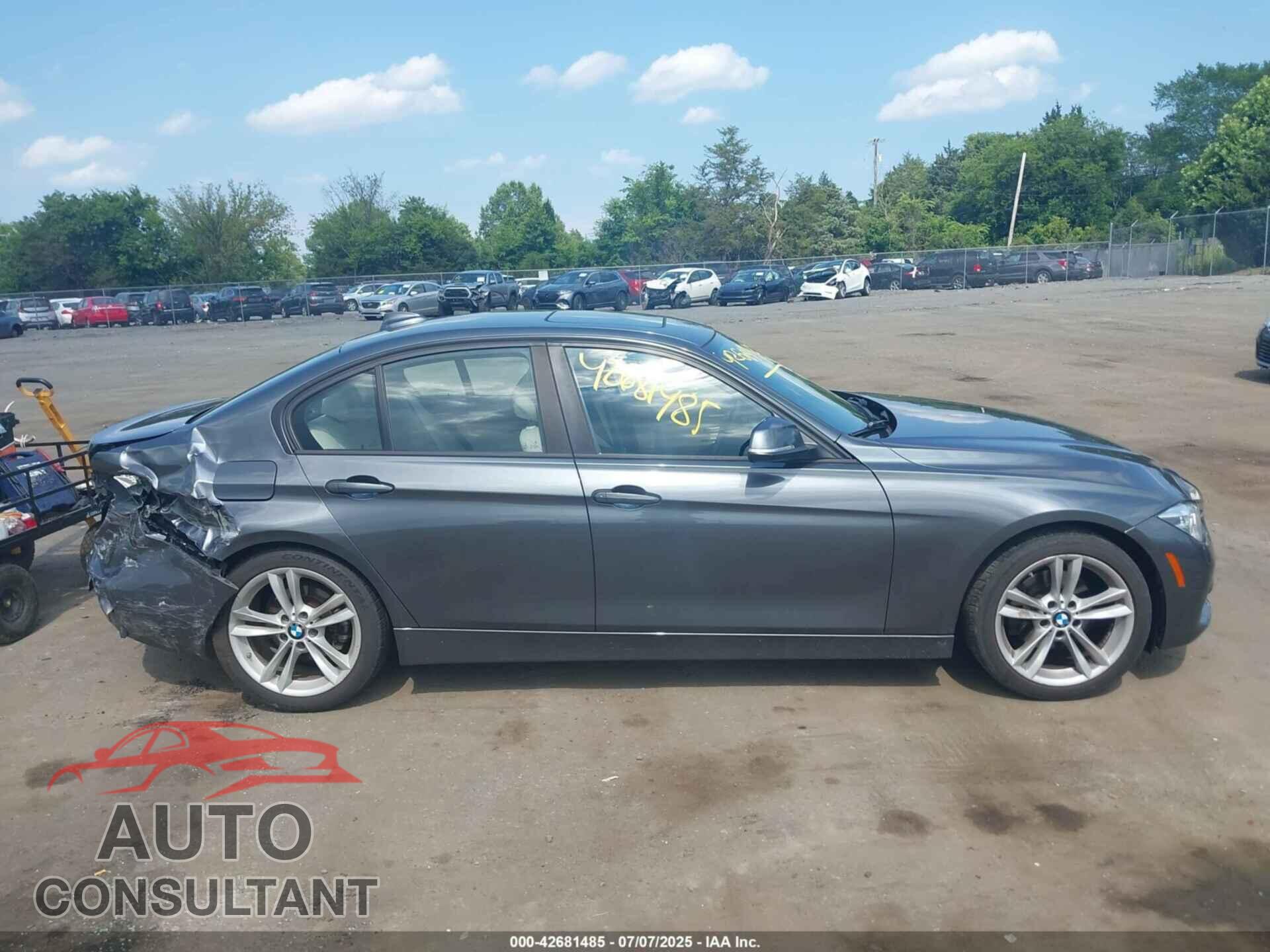 BMW 320I 2016 - WBA8A9C57GK622585