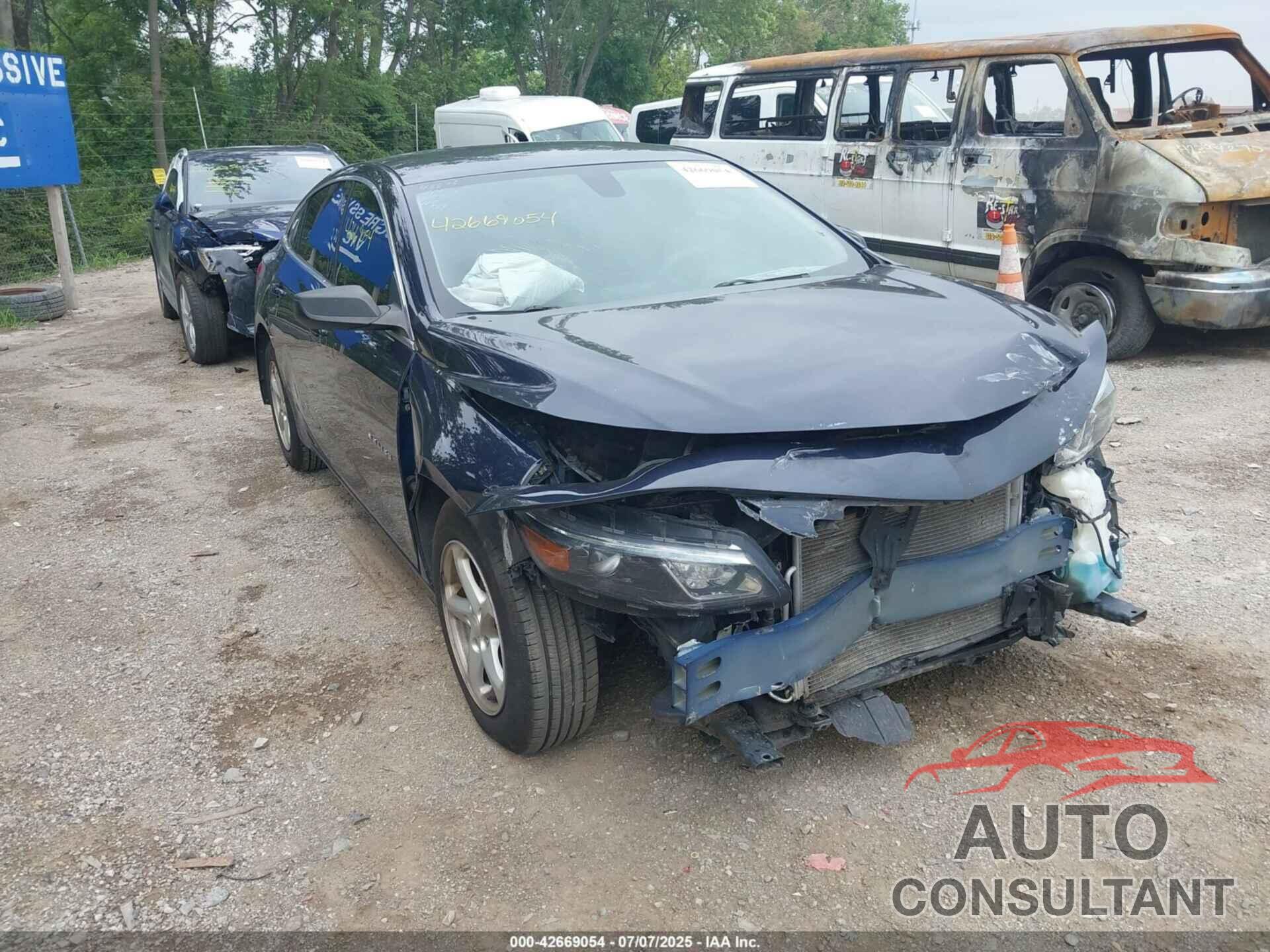 CHEVROLET MALIBU 2018 - 1G1ZB5ST0JF120099