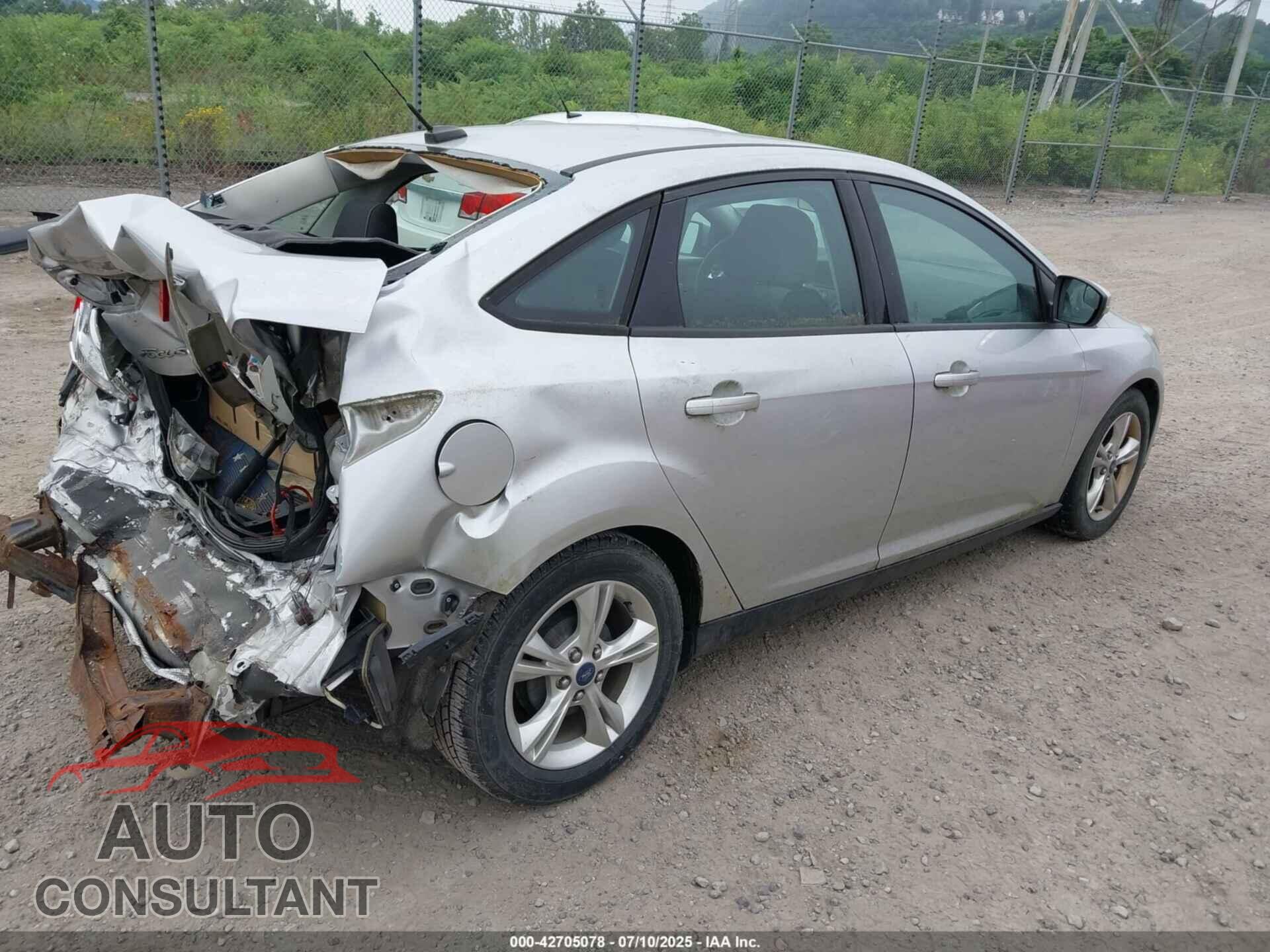 FORD FOCUS 2014 - 1FADP3F23EL173840