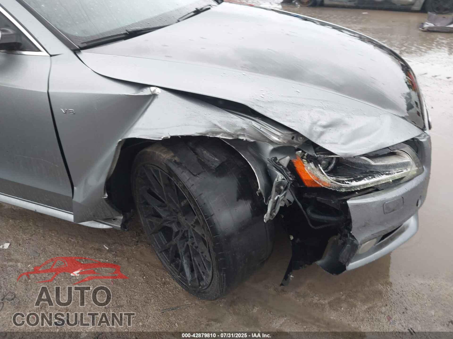AUDI S5 2011 - WAUCVAFRXBA016615