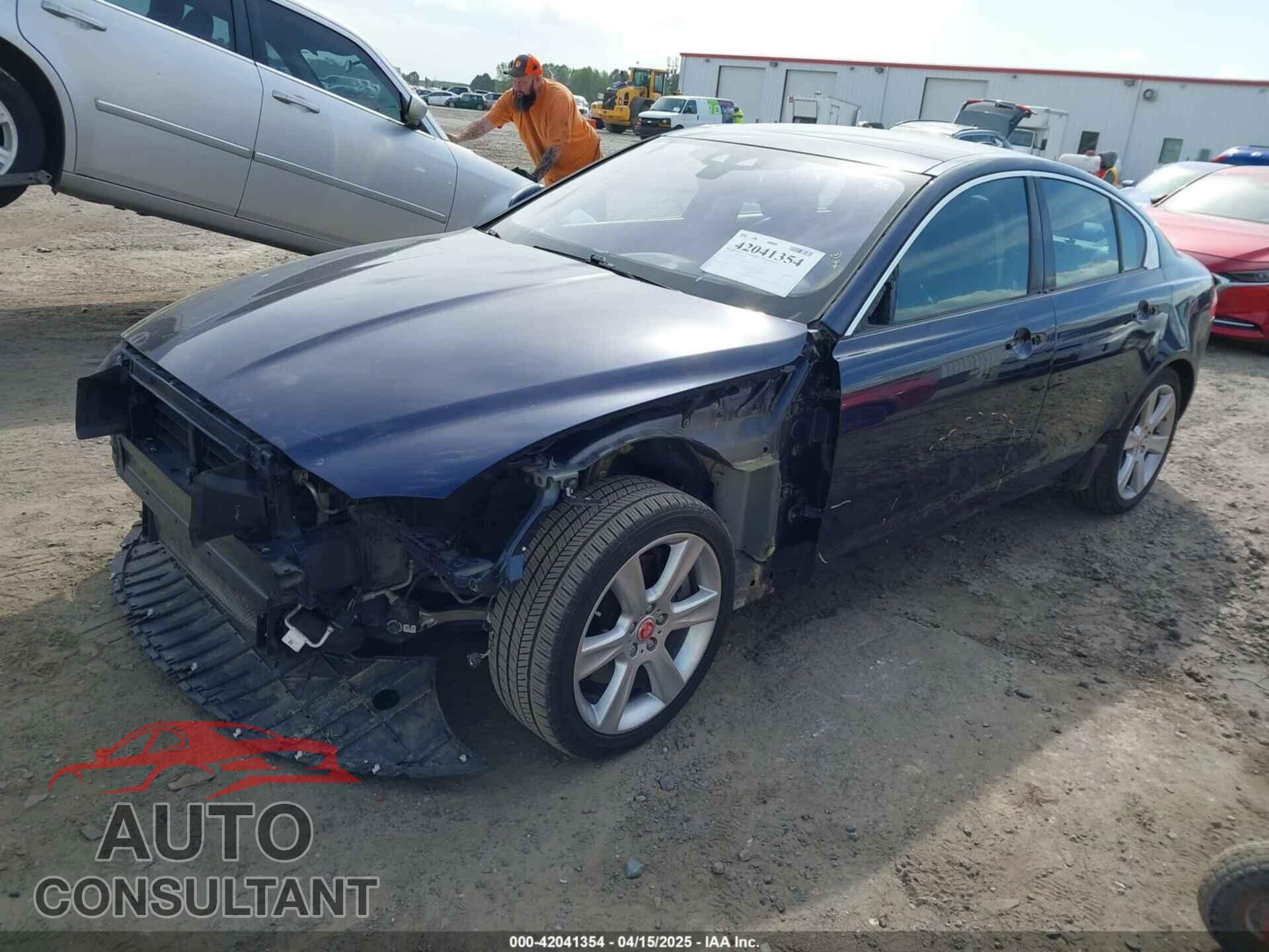 JAGUAR XE 2017 - SAJAE4BG5HA973731