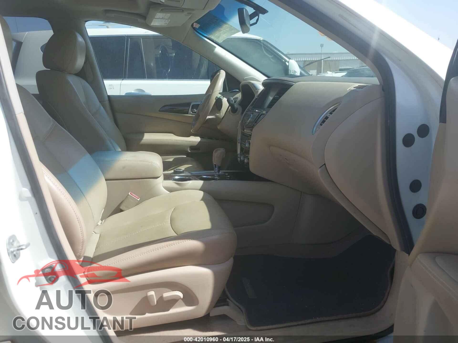 NISSAN PATHFINDER 2015 - 5N1AR2MM4FC628293