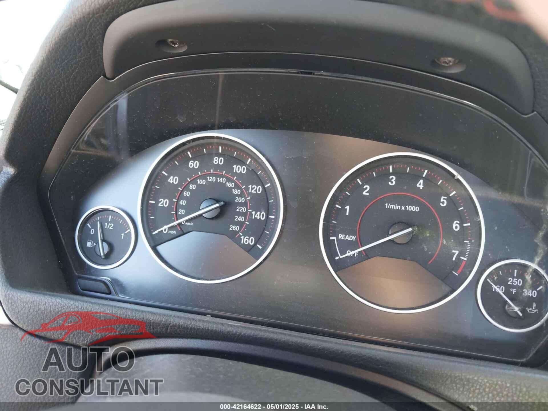 BMW 328I 2015 - WBA3C1C52FP852509