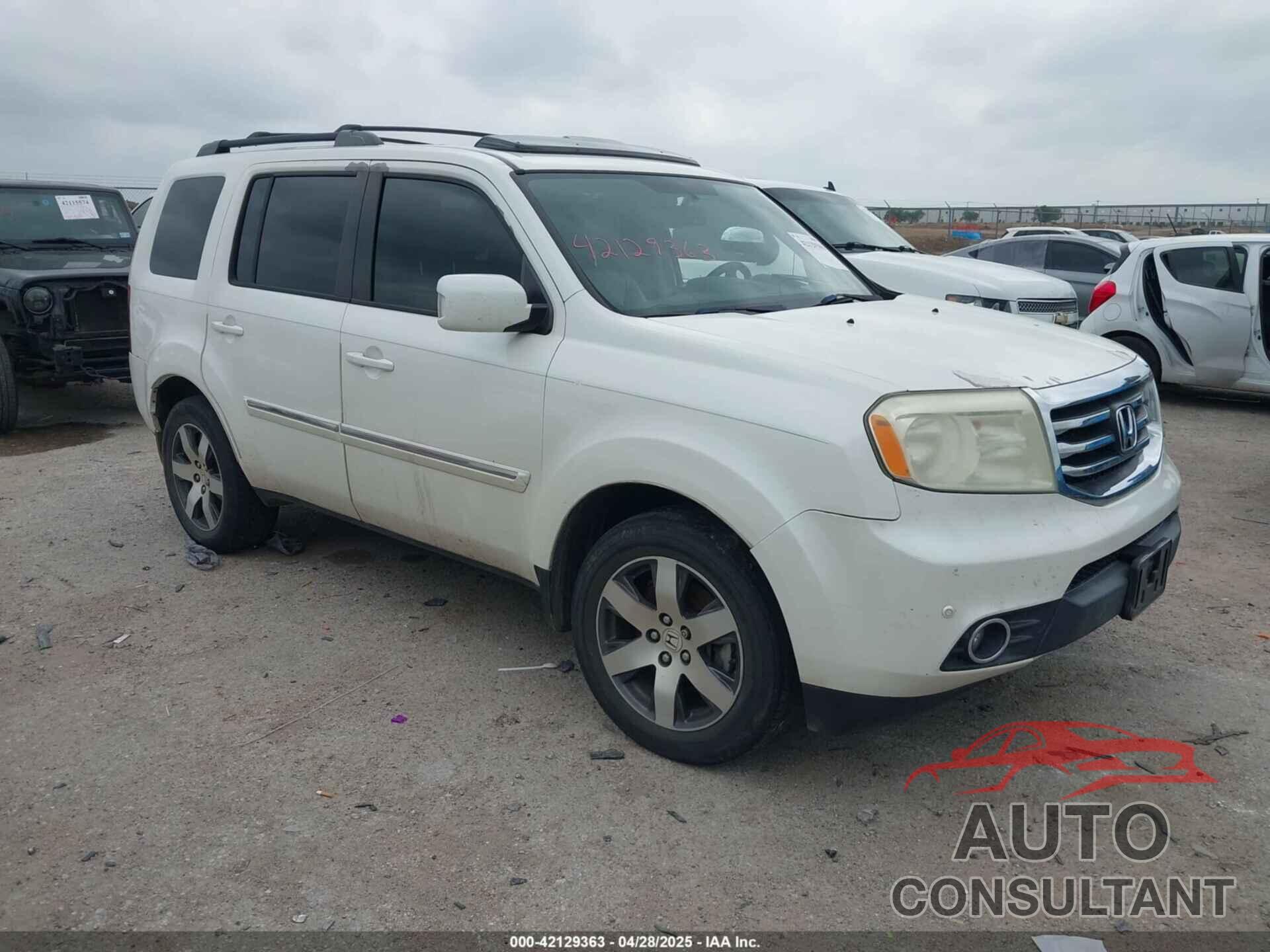 HONDA PILOT 2013 - 5FNYF3H97DB008934