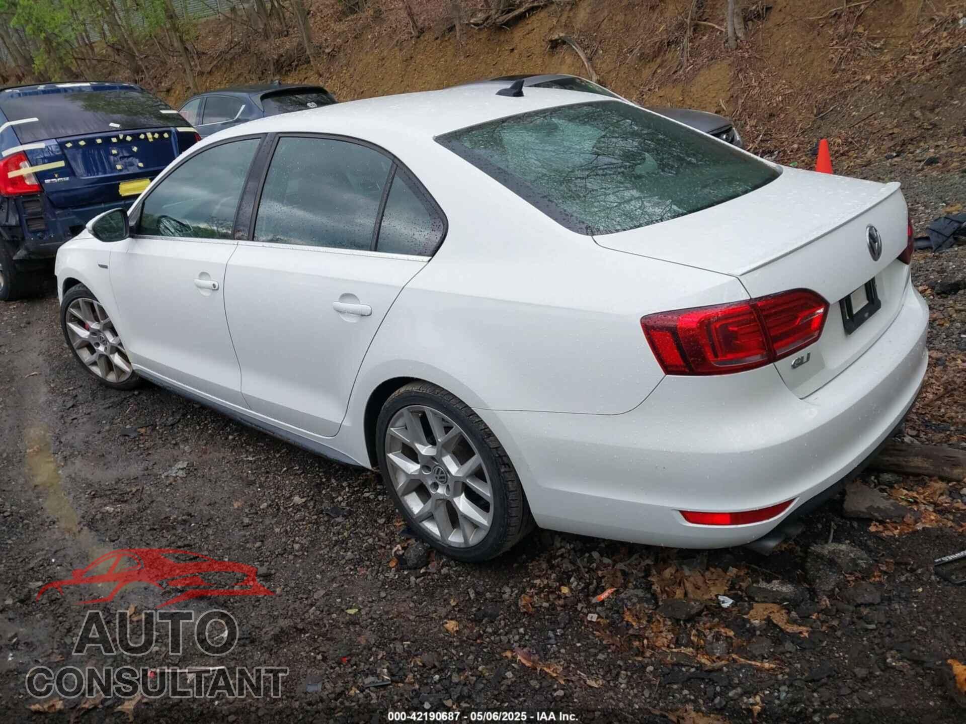VOLKSWAGEN JETTA 2014 - 3VW4T7AJ7EM315601
