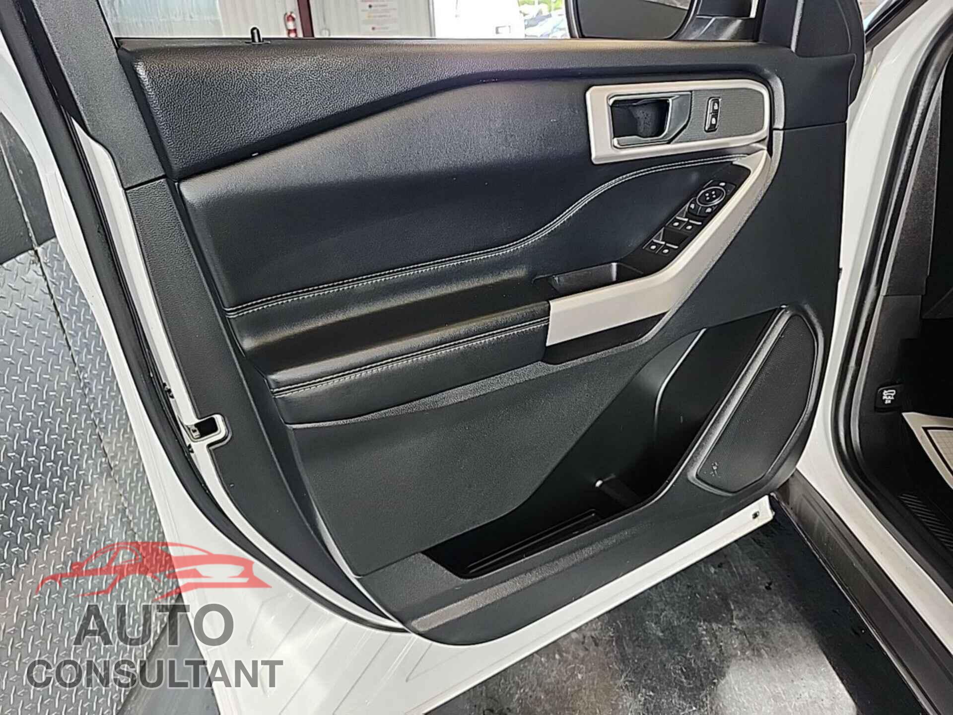FORD EXPLORER 2022 - 1FMSK8DHXNGA32255