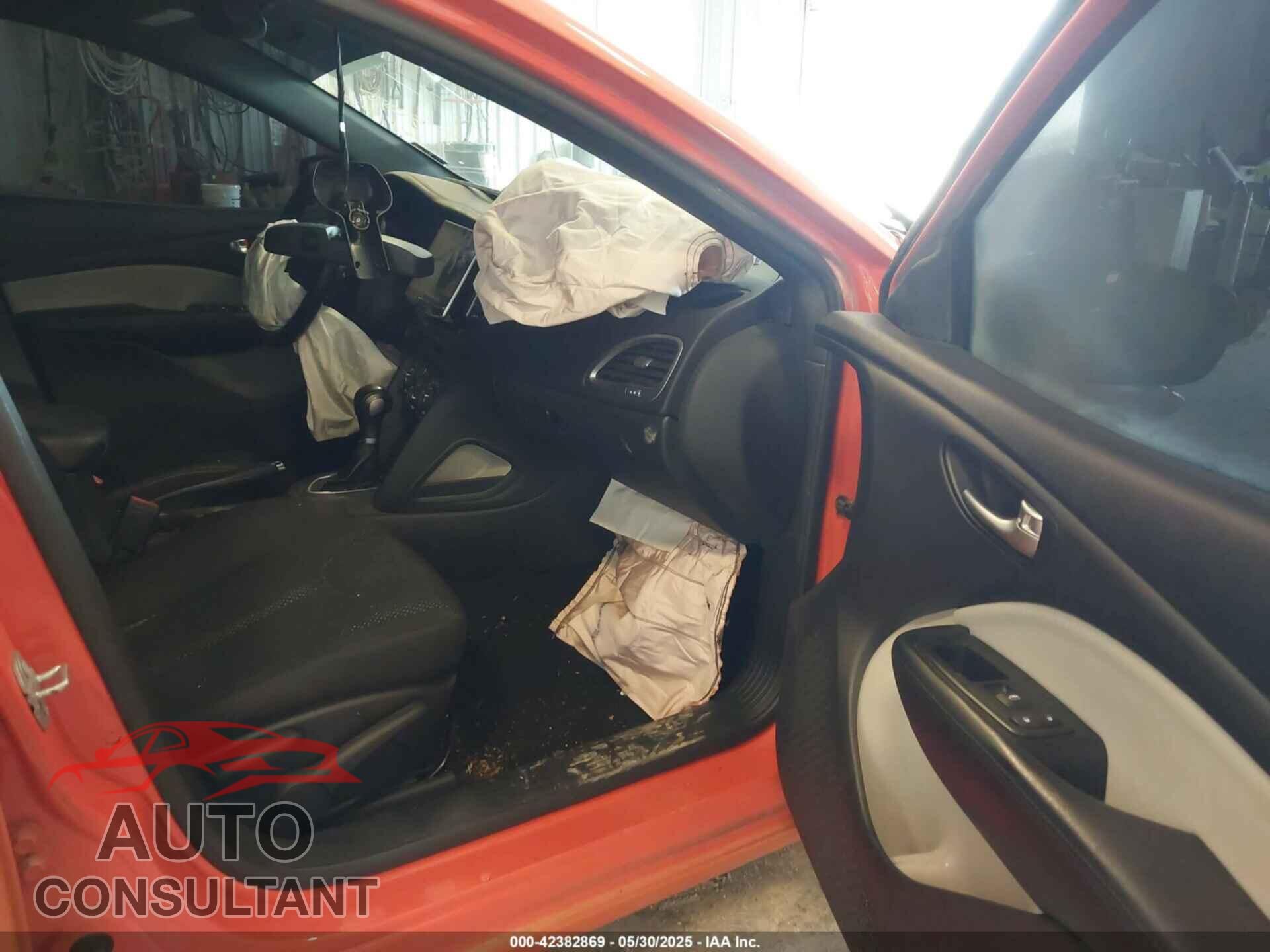 DODGE DART 2015 - 1C3CDFBB6FD310579