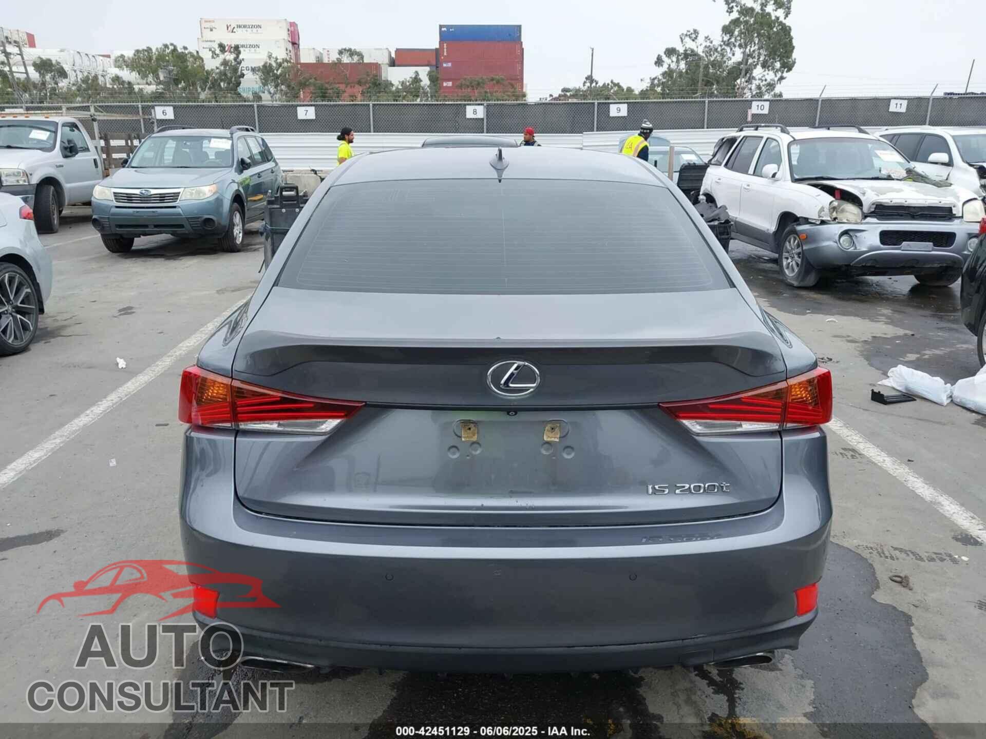 LEXUS IS 200T 2017 - JTHBA1D22H5043713